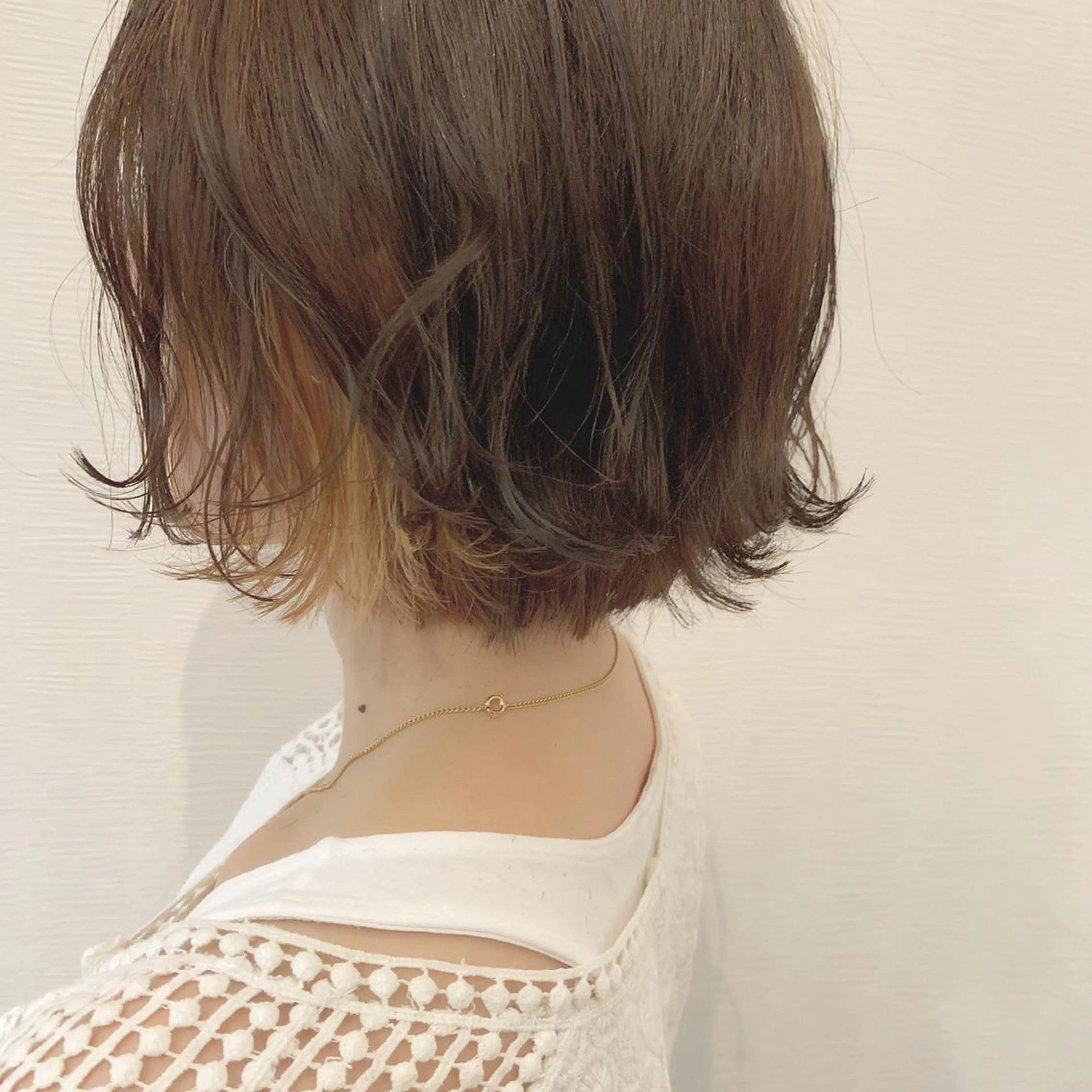ショート カラー インナーカラー オレンジ イエローカラー ヘアカラー トリートメント toiro by lien hair atelier所属・池田 真由美のヘアスタイル