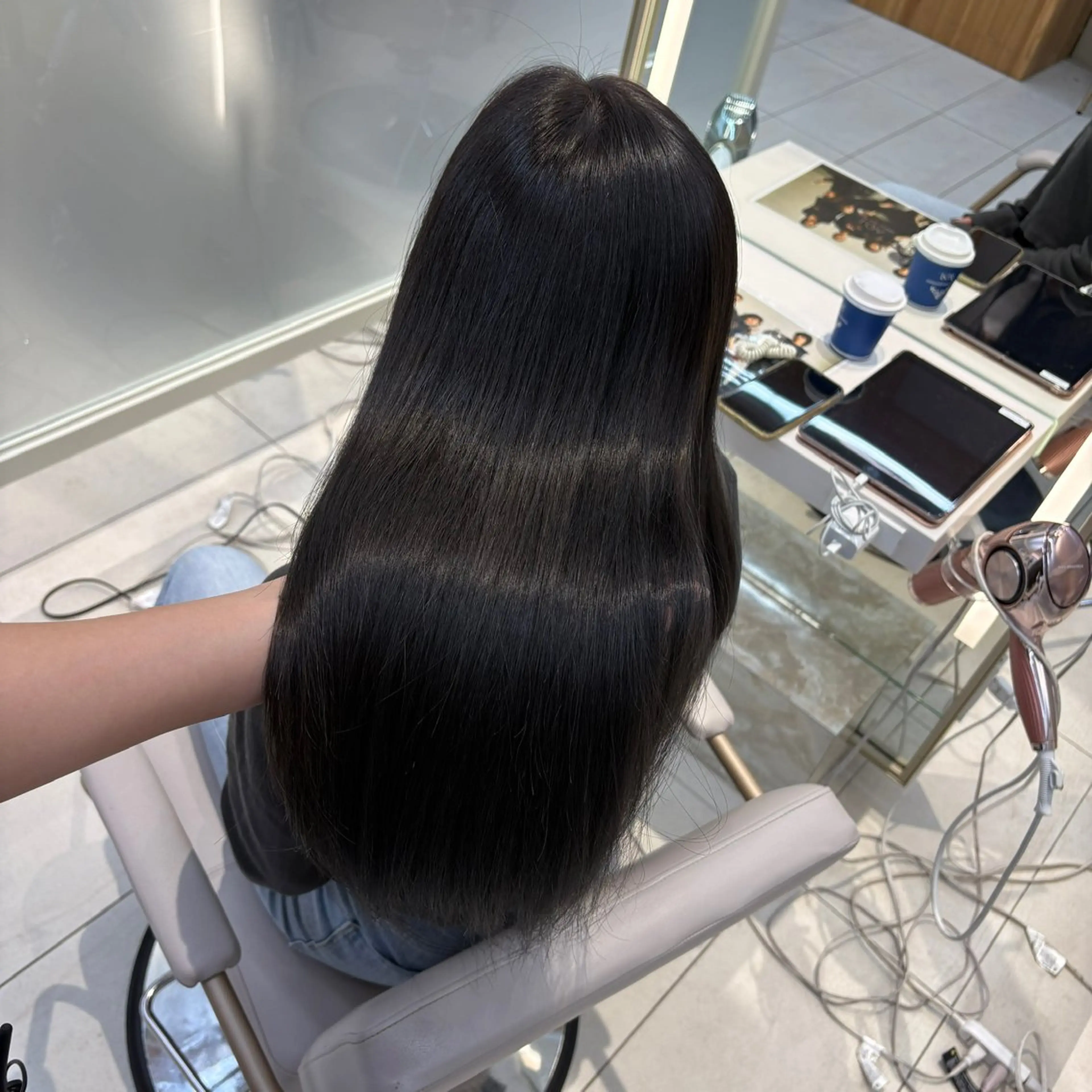 ロング カラー ヘアカラー トリートメント Hina🫧透明感 /上品/モテ🫧のヘアスタイル