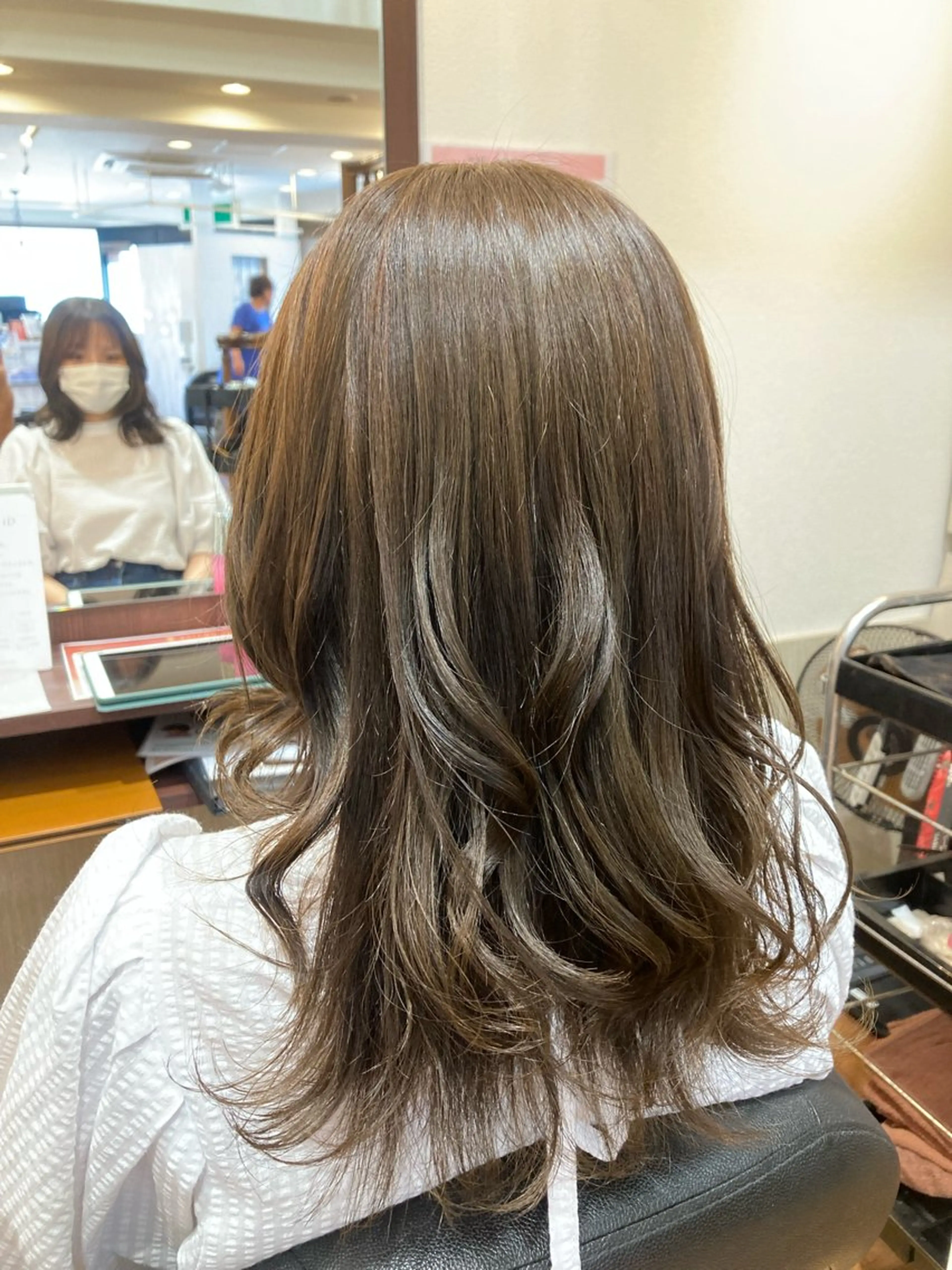 ロング MOLLASALON 浅香山店所属・髪質改善カラー 縮毛矯正🤍辻桃加のヘアスタイル