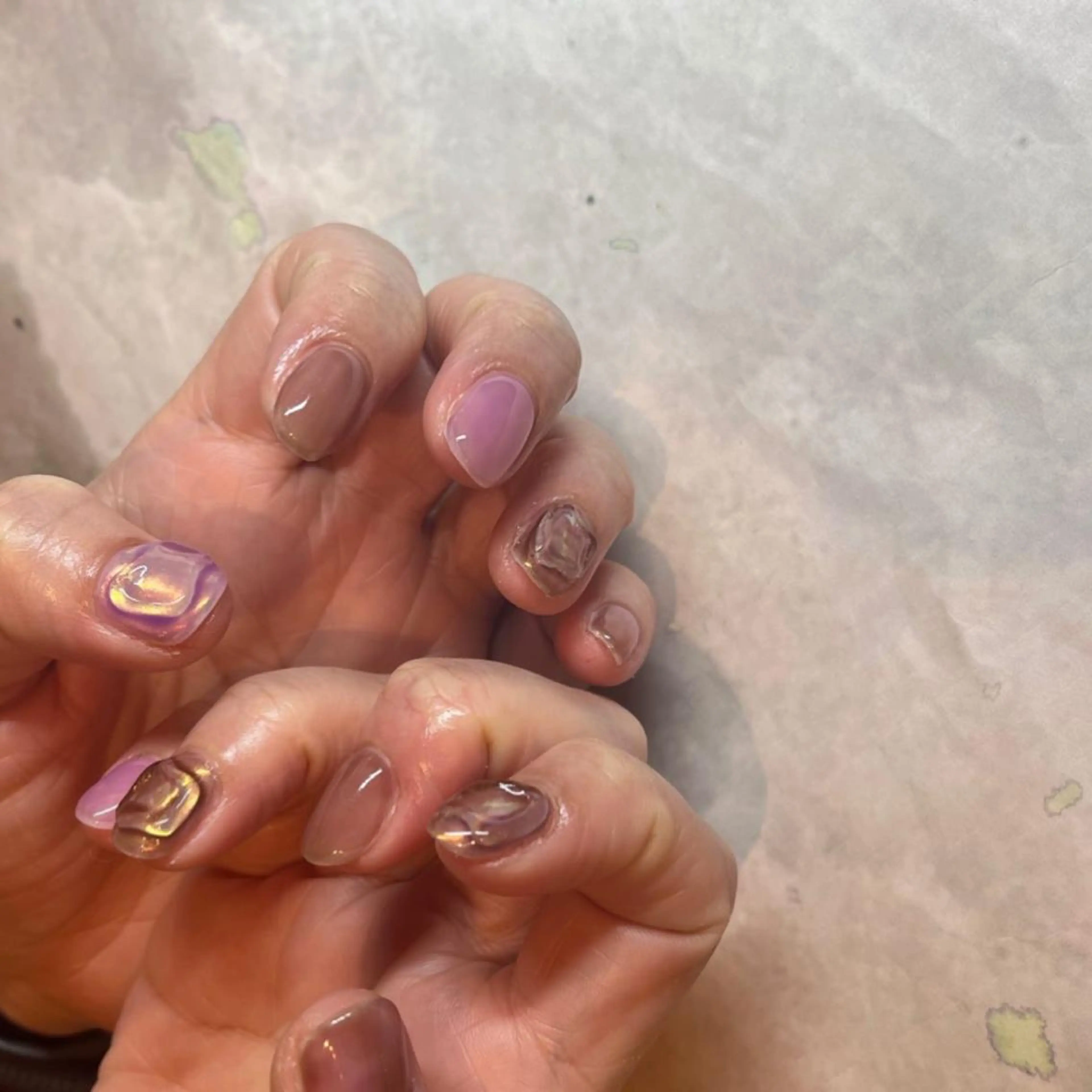 ネイル オーロラネイル ぷっくりネイル フリーランス¨̮⃝ ネイリストOKADAのネイルデザイン