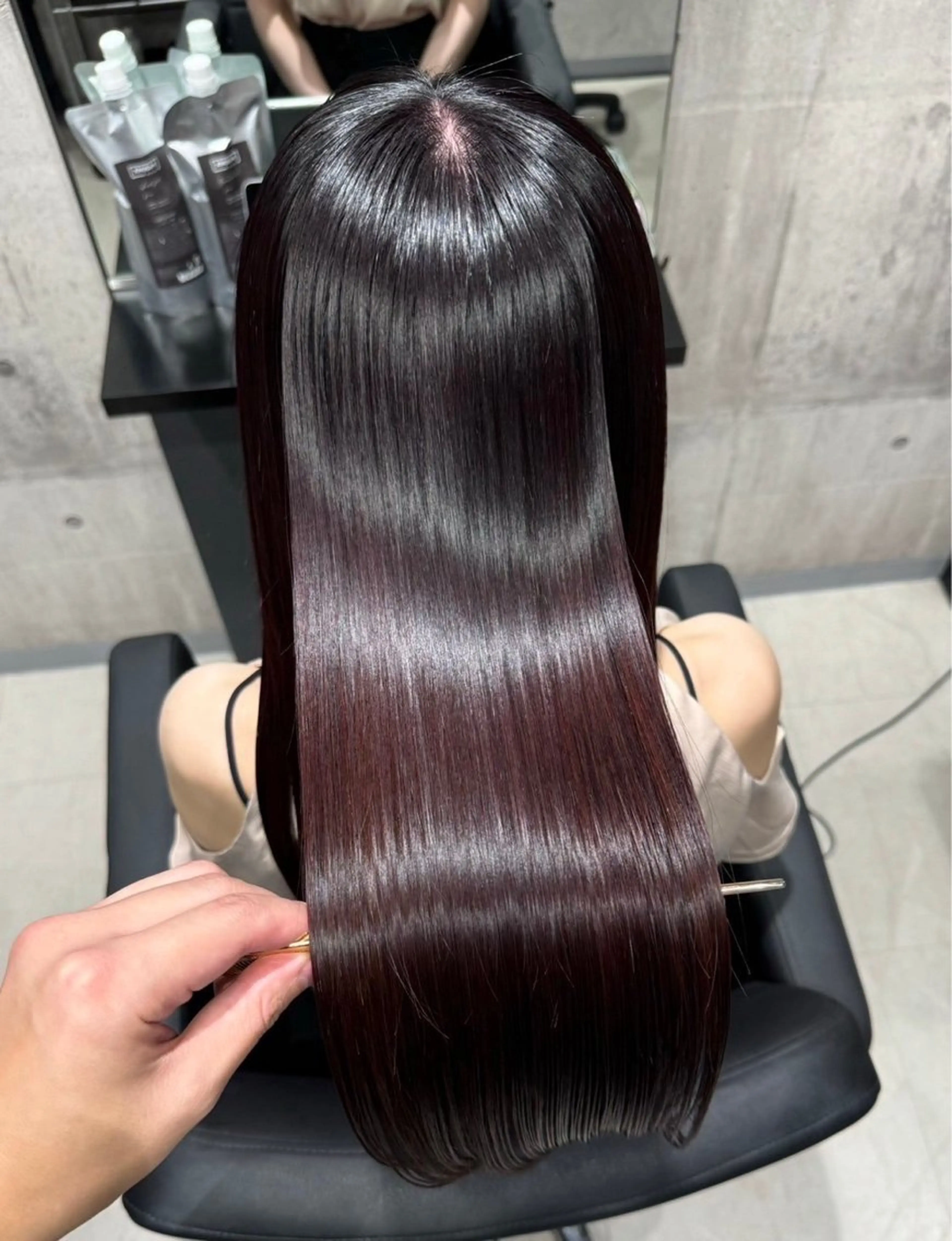 ロング カット ヘアカラー 縮毛矯正 RAISE by_WHITEのヘアスタイル