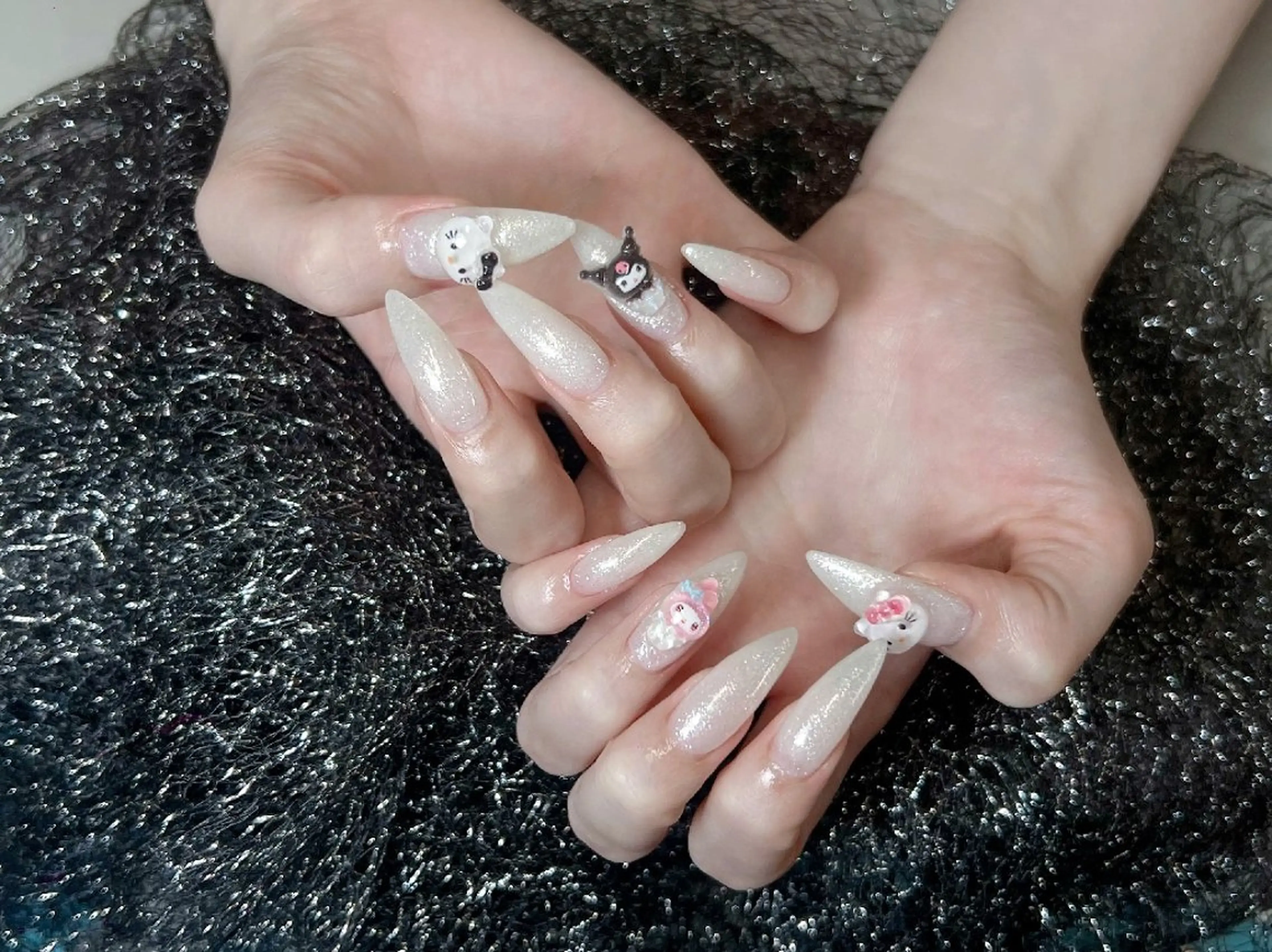 ネイル 成人式 フラッシュネイル フレンチネイル ジェルネイル グラデーション Umiko🪆 Nailのネイルデザイン