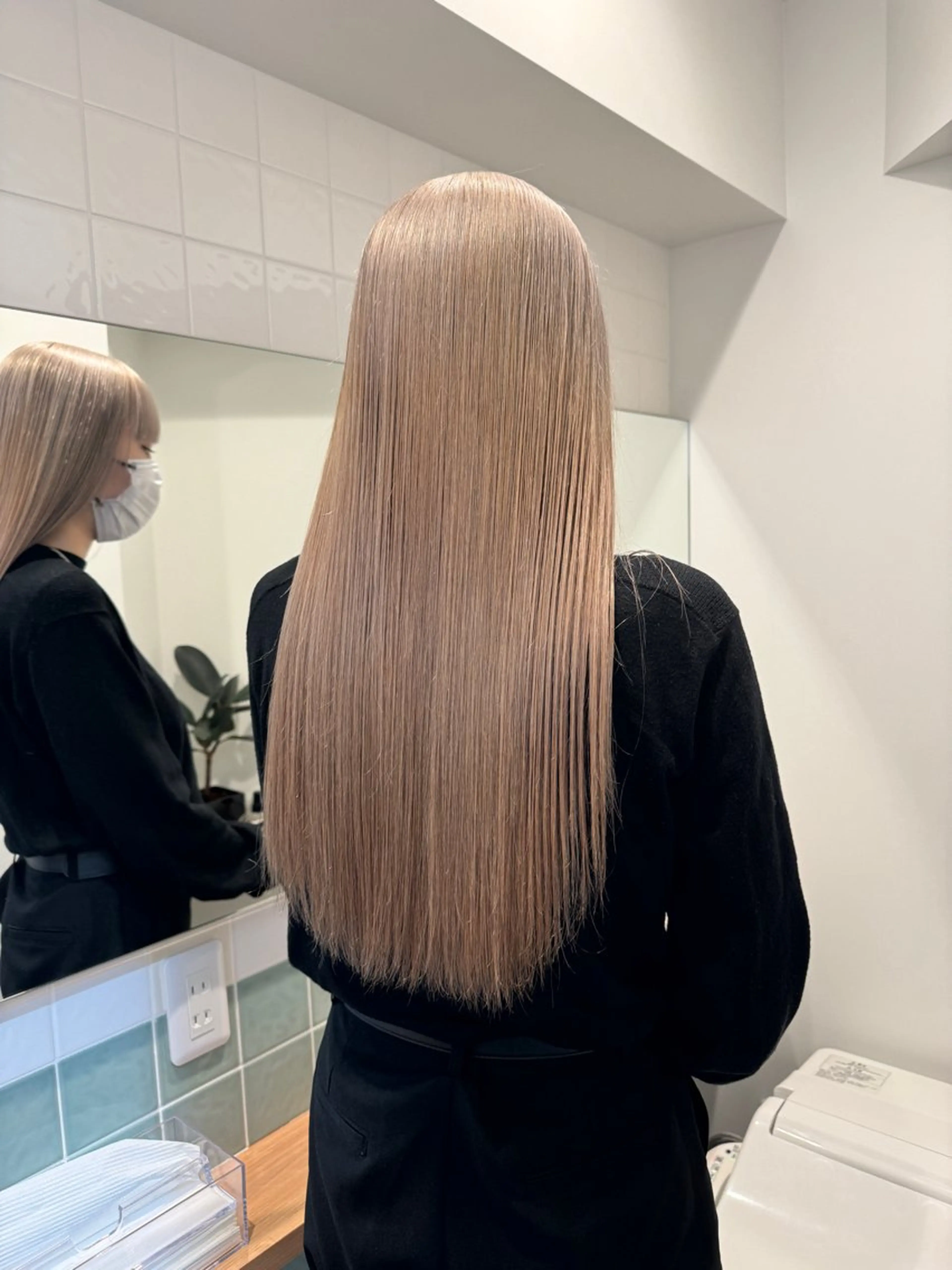 ロング カラー 切りっぱなしボブ レイヤー/縮毛矯正のヘアスタイル