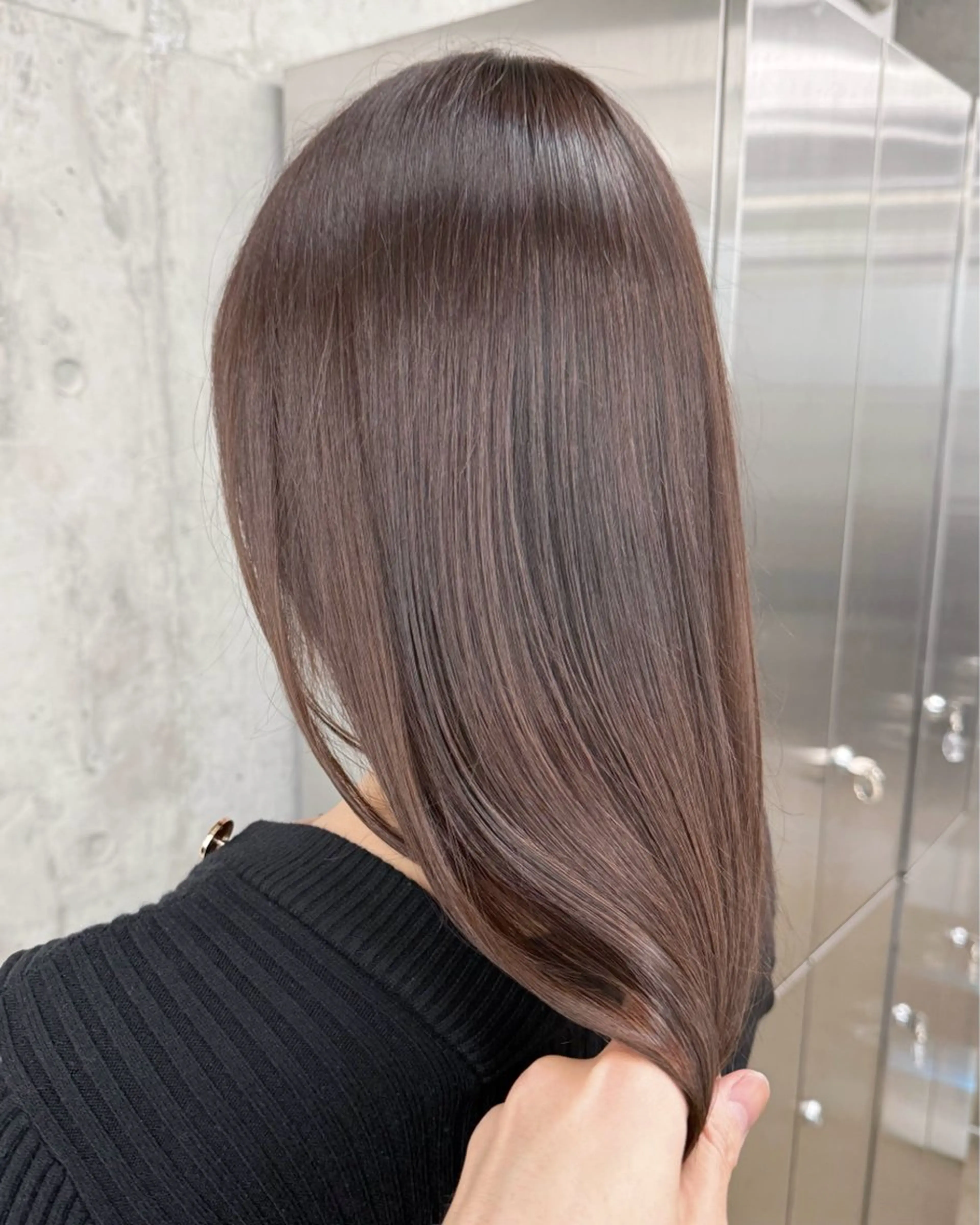 ロング カラー ラベンダーカラー カット ヘアカラー トリートメント 高橋大樹/グレージュ 透明感/髪質改善のヘアスタイル