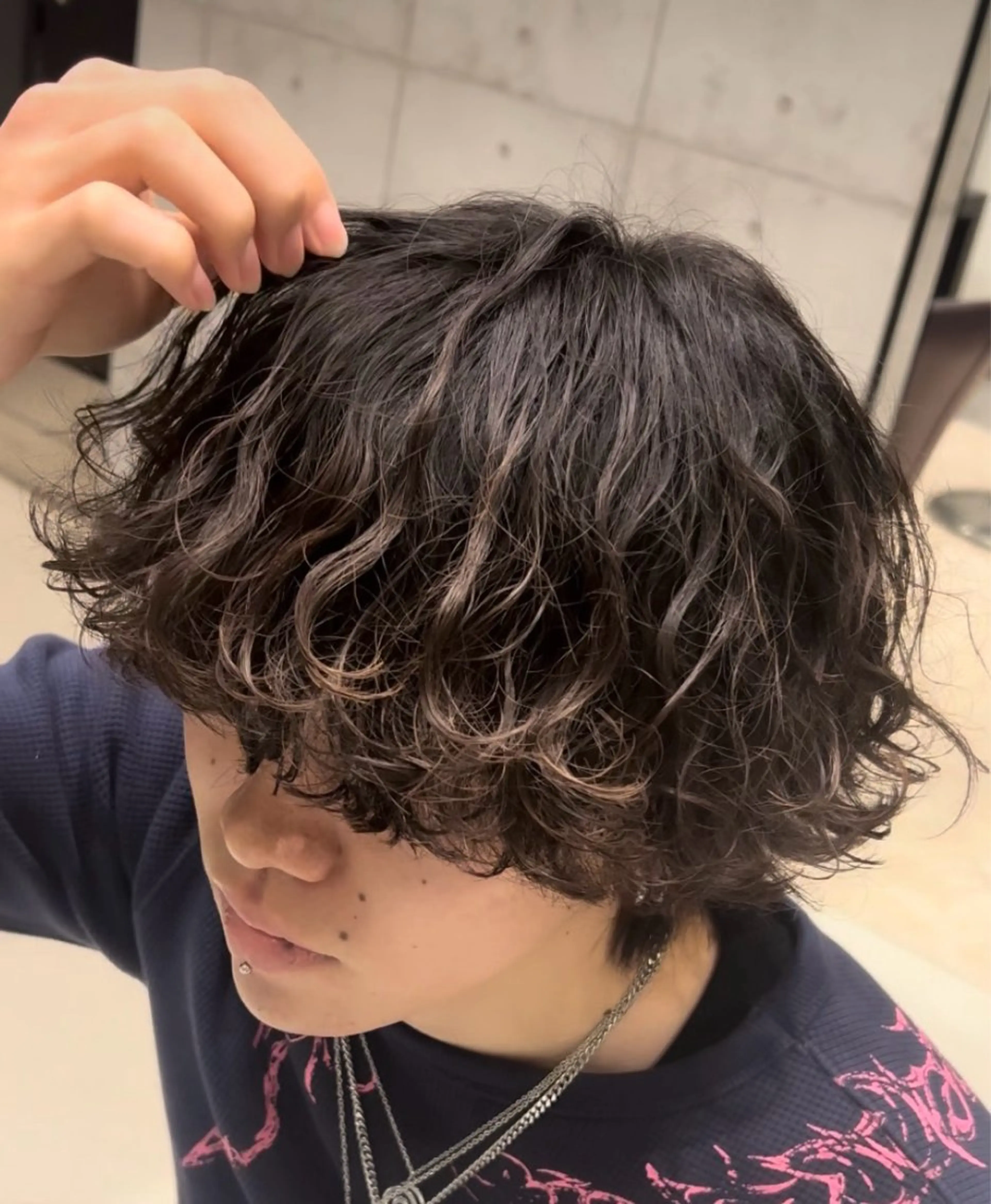 パーマ メンズ メンズパーマ 波巻きパーマ 藤原 幸大のヘアスタイル