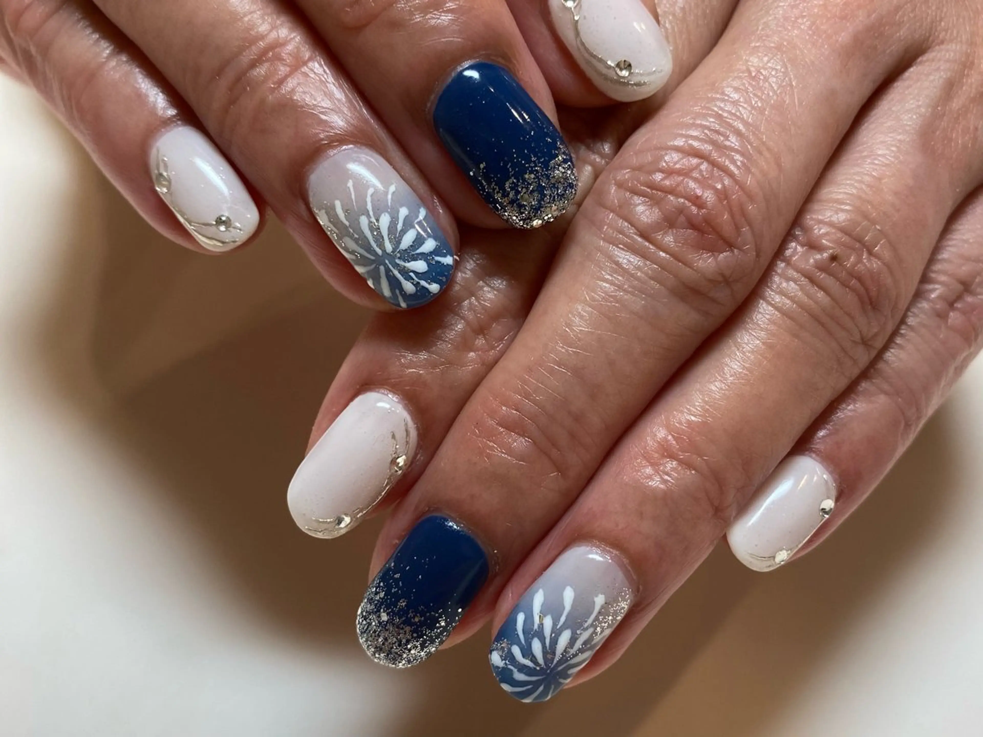 ネイル ハンドネイル Nailist Yasucoのネイルデザイン