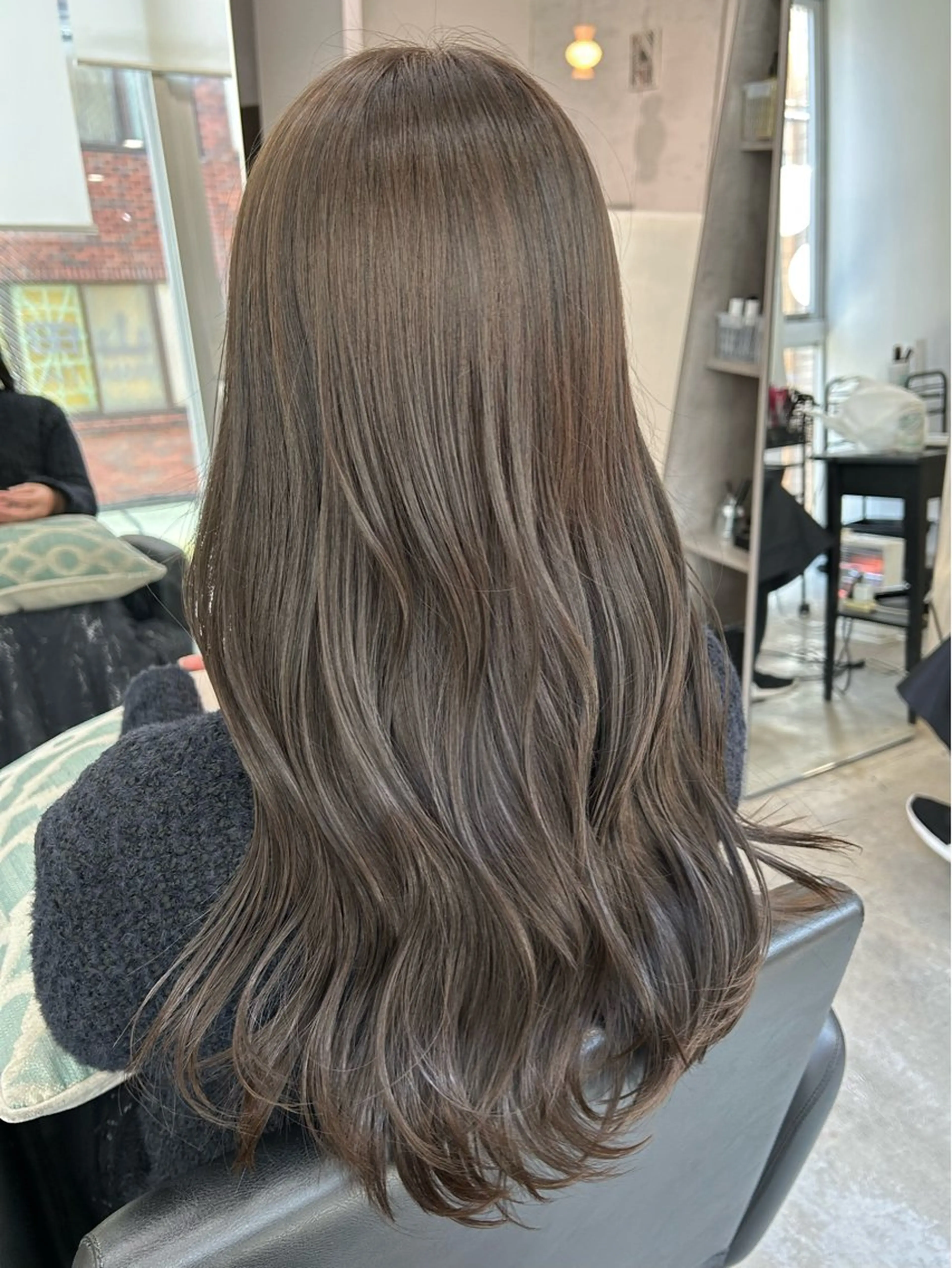 ロング 透明感カラー・ 髪質改善🩵イケダのヘアスタイル