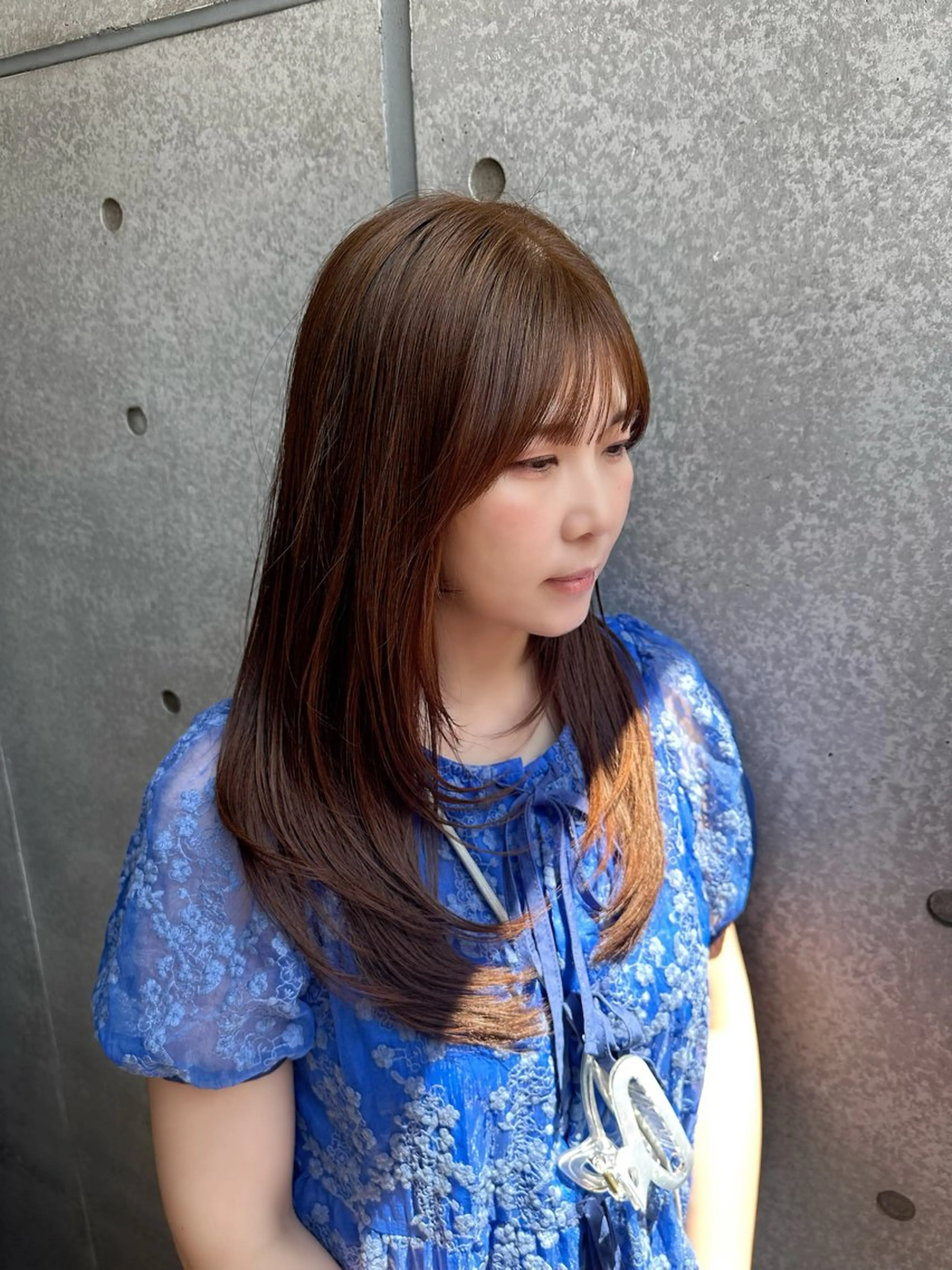 ロング カラー パーマ ヘアアレンジ メンズ キッズ レイヤーカット 🌿透け感カラーのヘアスタイル