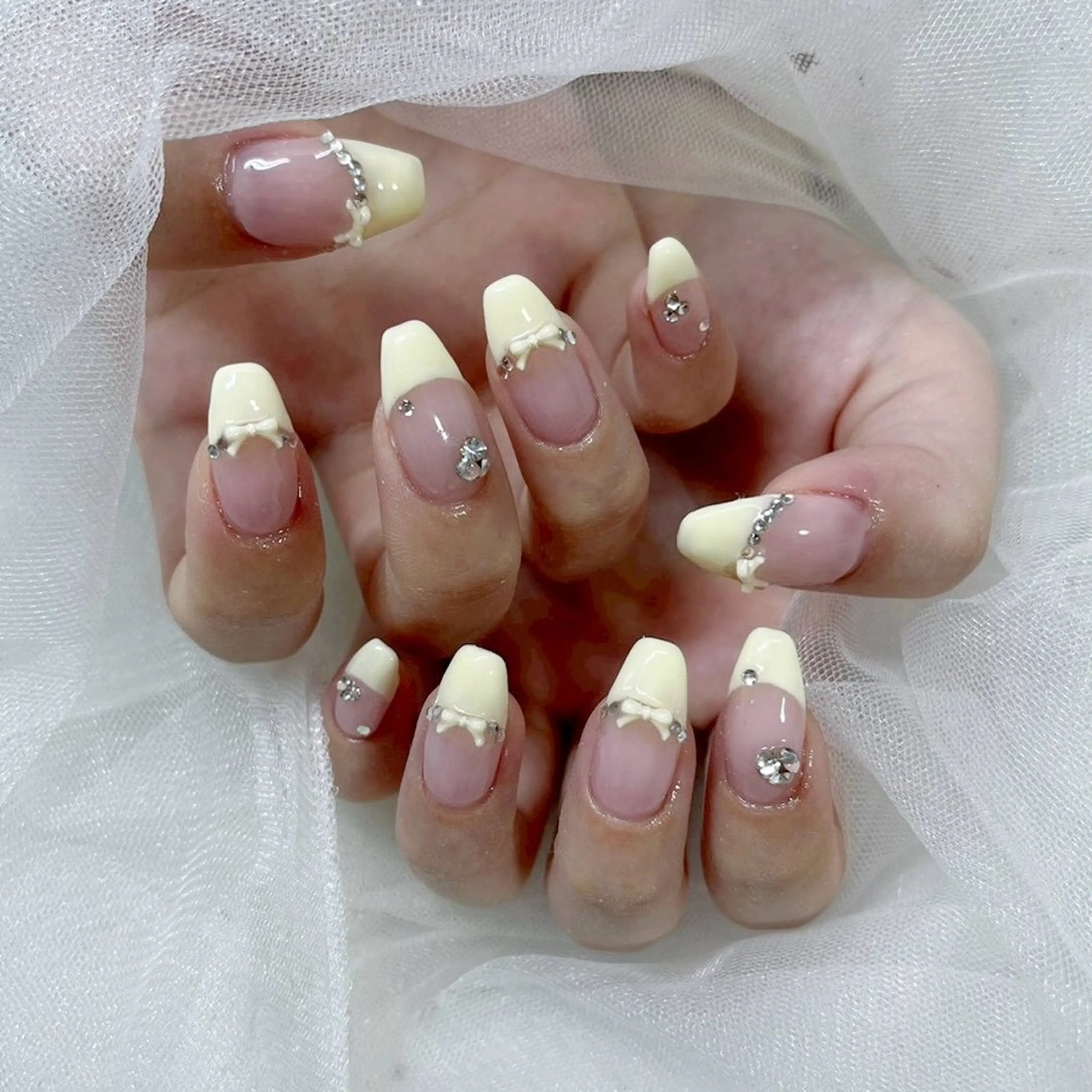 ネイル 黄色 ハンドネイル 中野駅徒歩1分 ミオのネイルデザイン