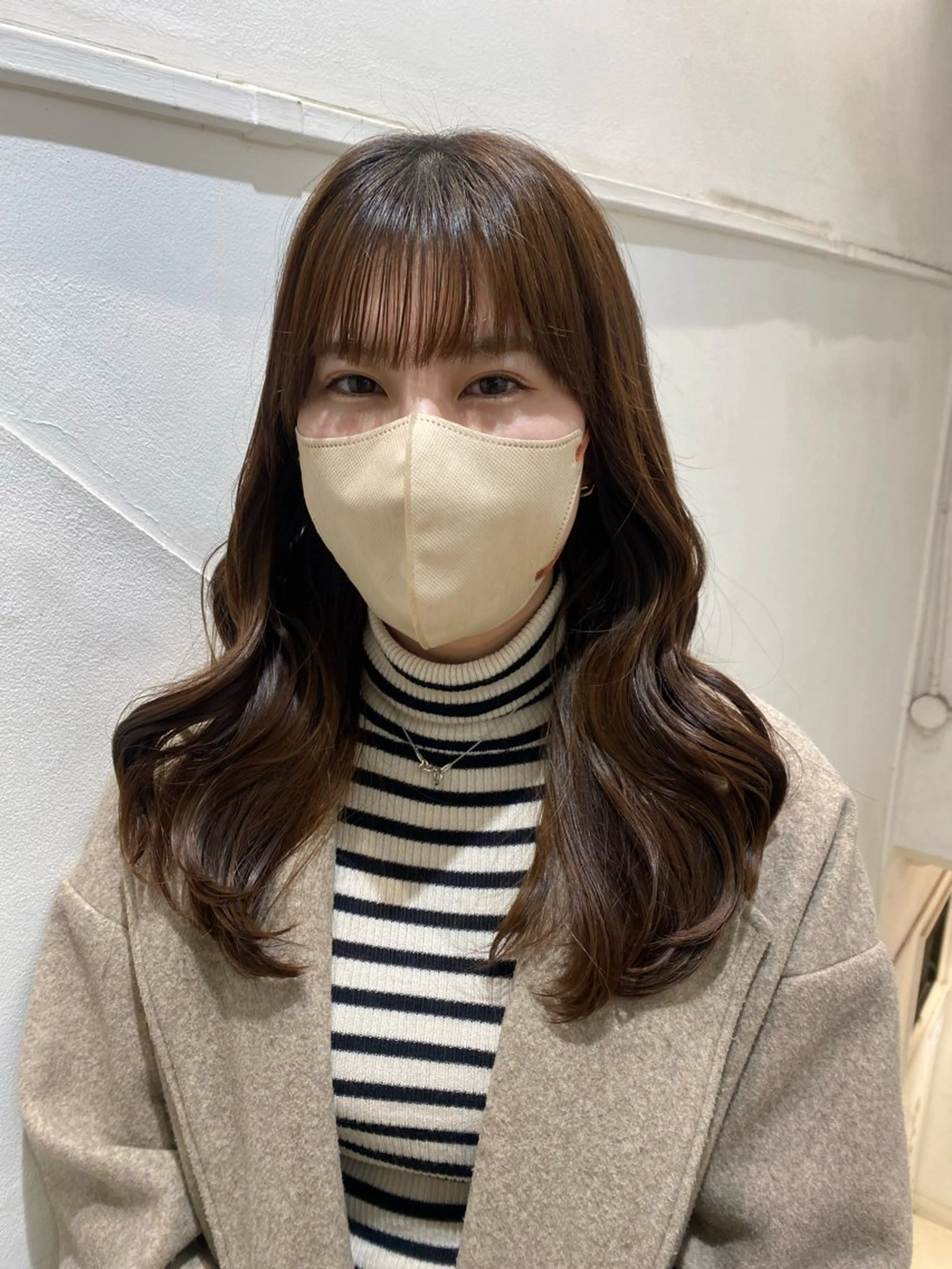 セミロング 韓国風ヘア ✨くびれスタイル✨️ 戸嶋穂乃香のヘアスタイル