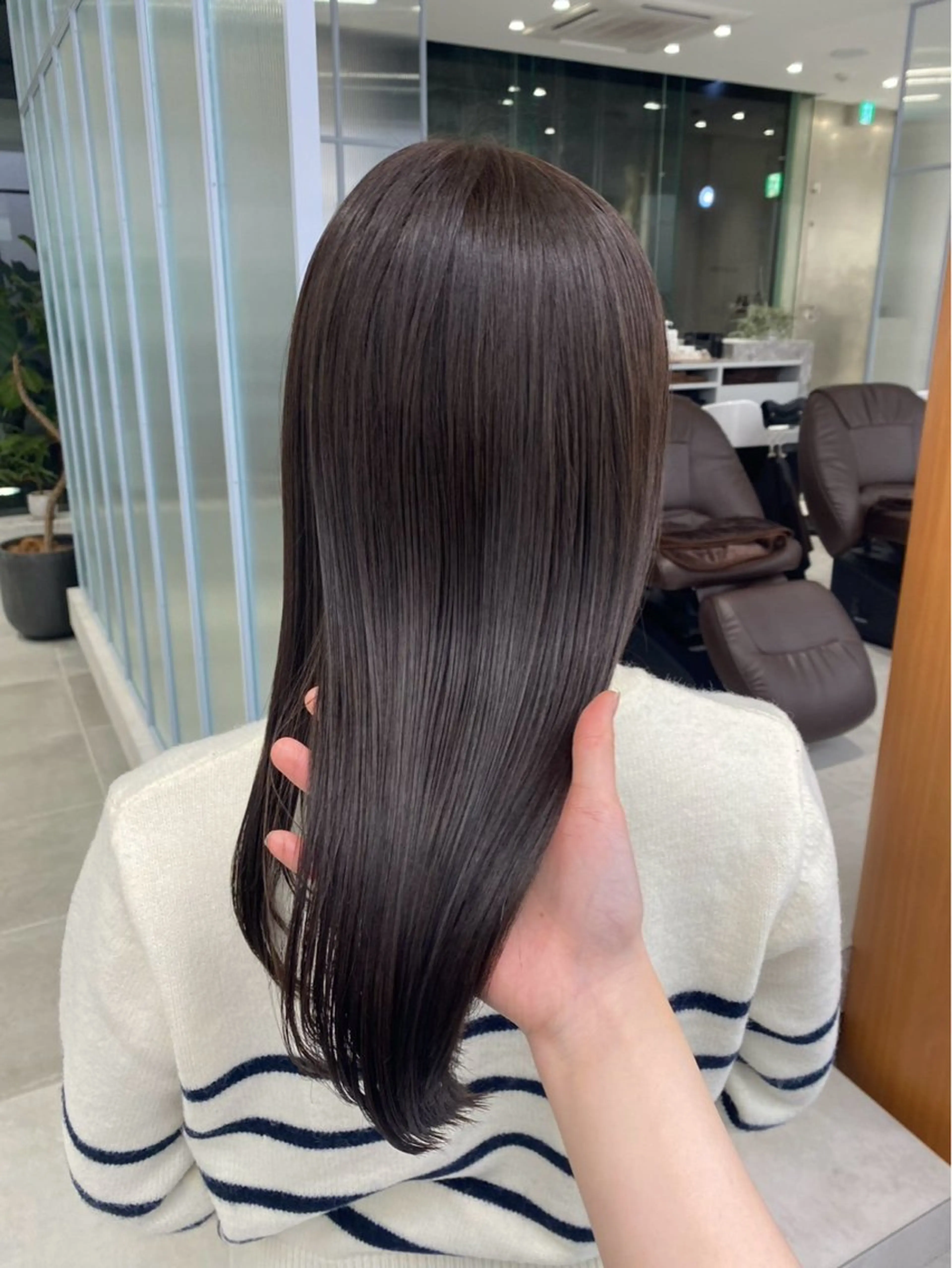 【期間限定特別メニュー✨️】ワンカラー➕シャンプー➕トリートメント🫧の写真