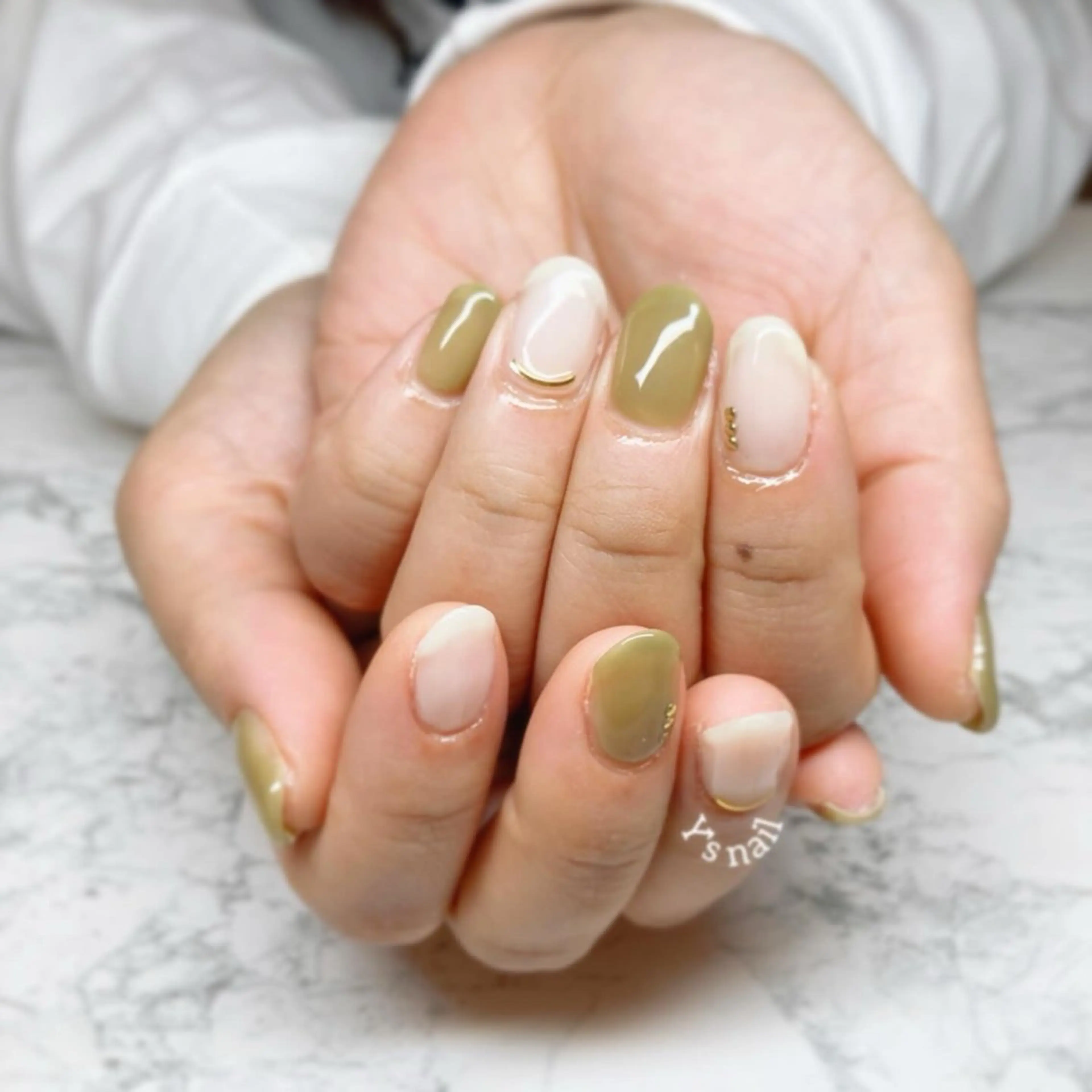 ネイル 手書きが得意🖌️ Y’s  nailのネイルデザイン