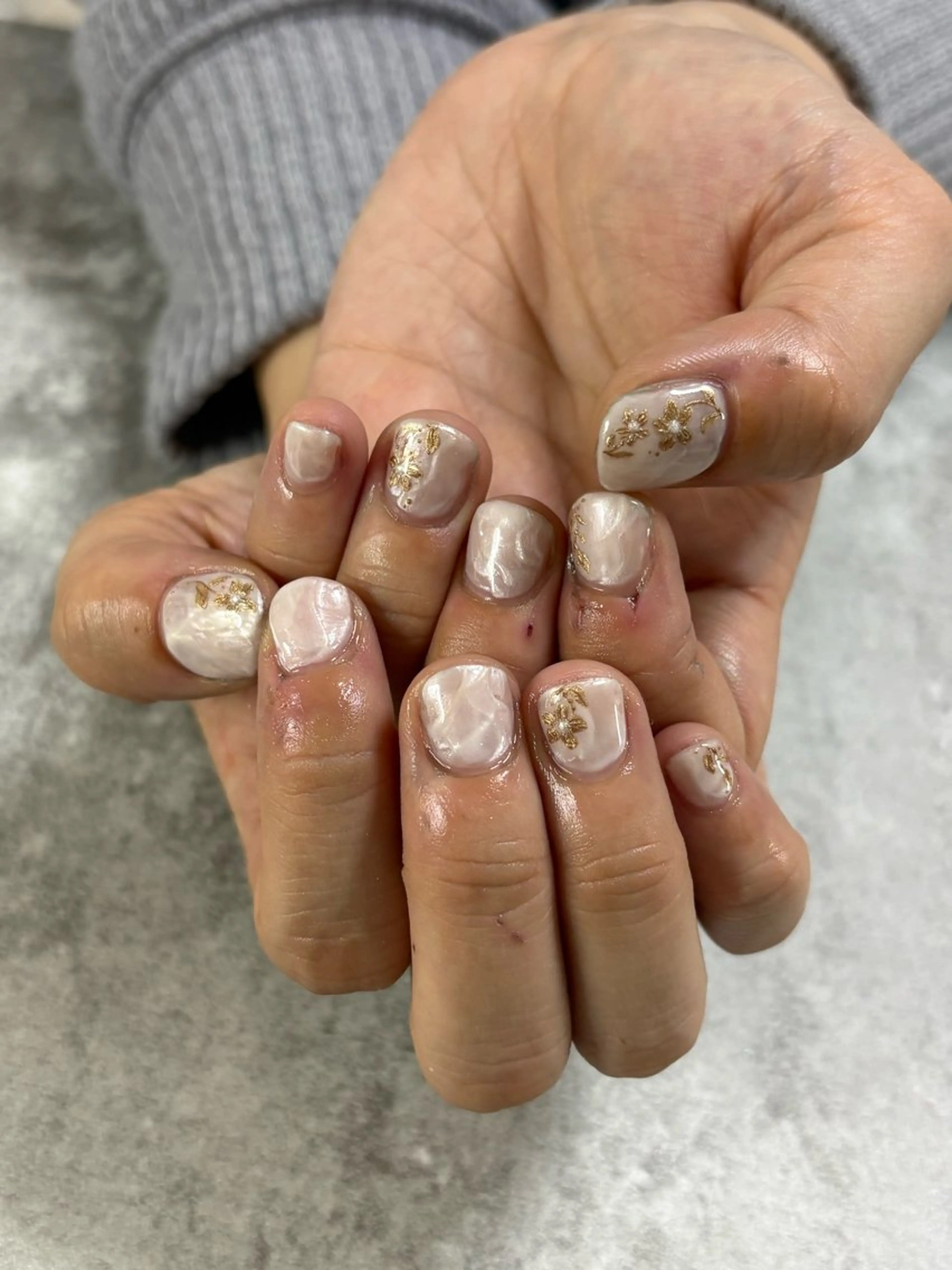 ネイル ハンドネイル FIORITURA Maikoのネイルデザイン