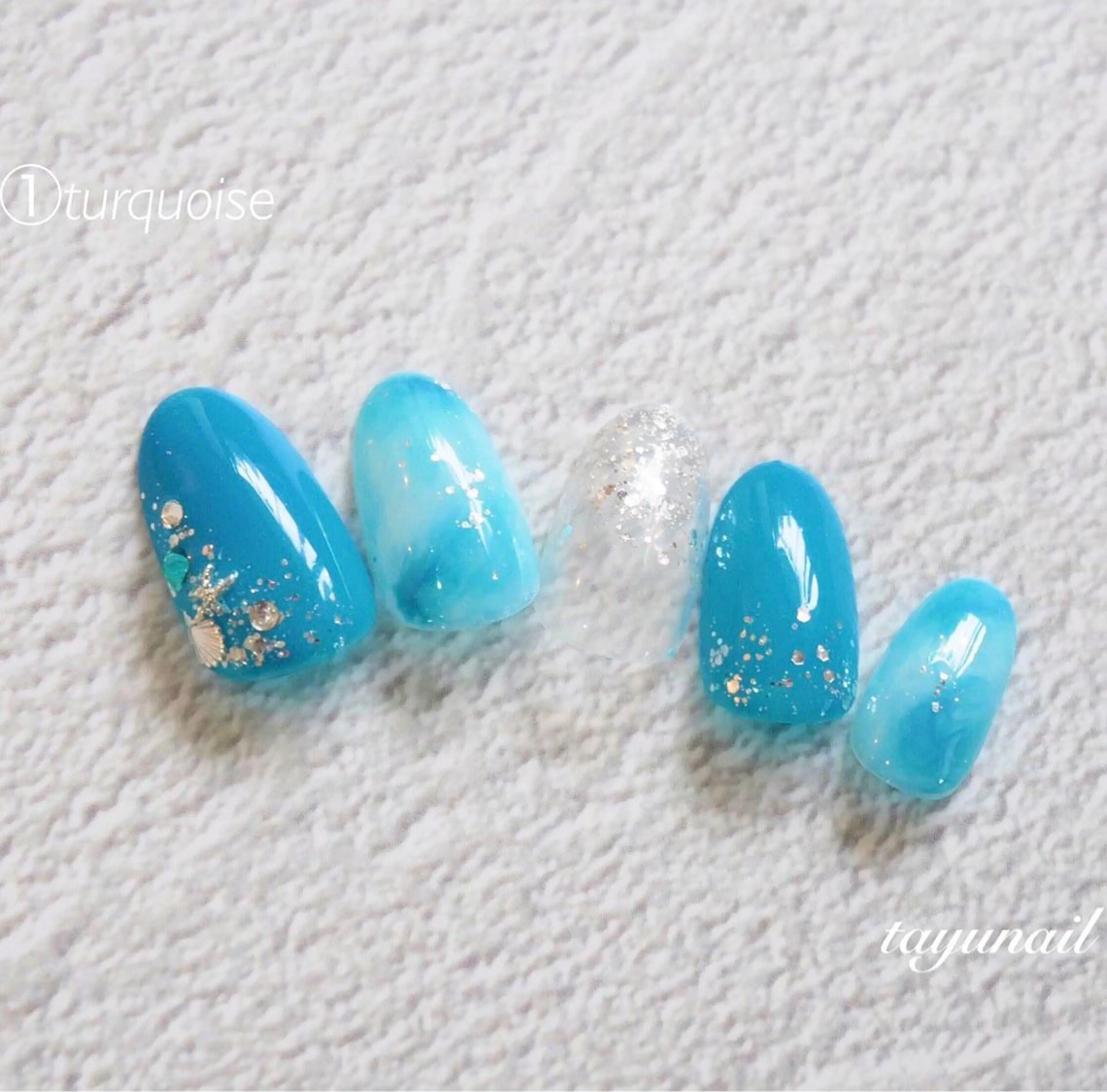ネイル アートネイル ブルー フットネイル シルバー 夏ネイル ネイルサロン 【たゆnail】のネイルデザイン