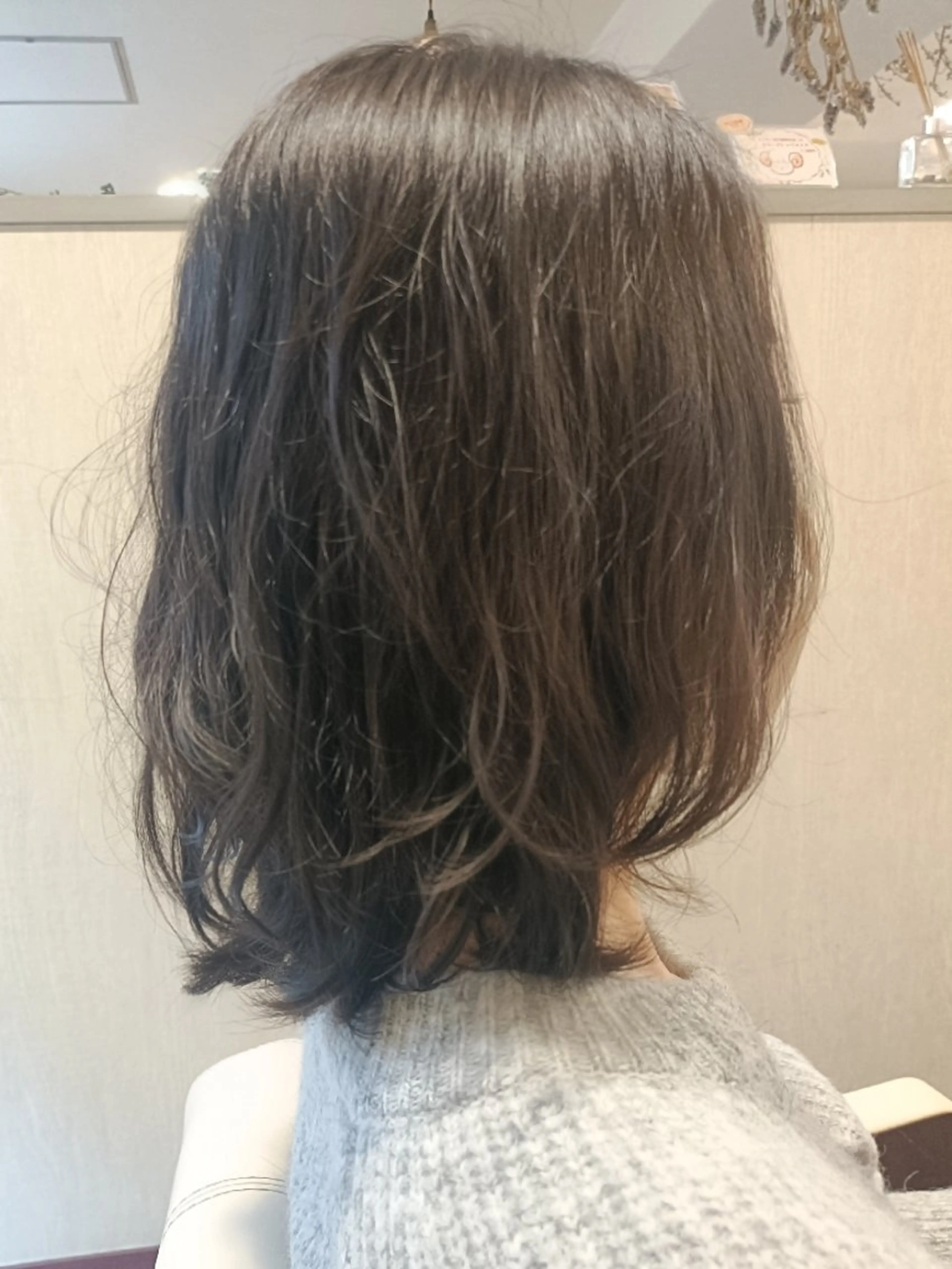 ミディアム ミディアムパーマ 外ハネヘア ASAKO ✴︎アメリシュシュのヘアスタイル