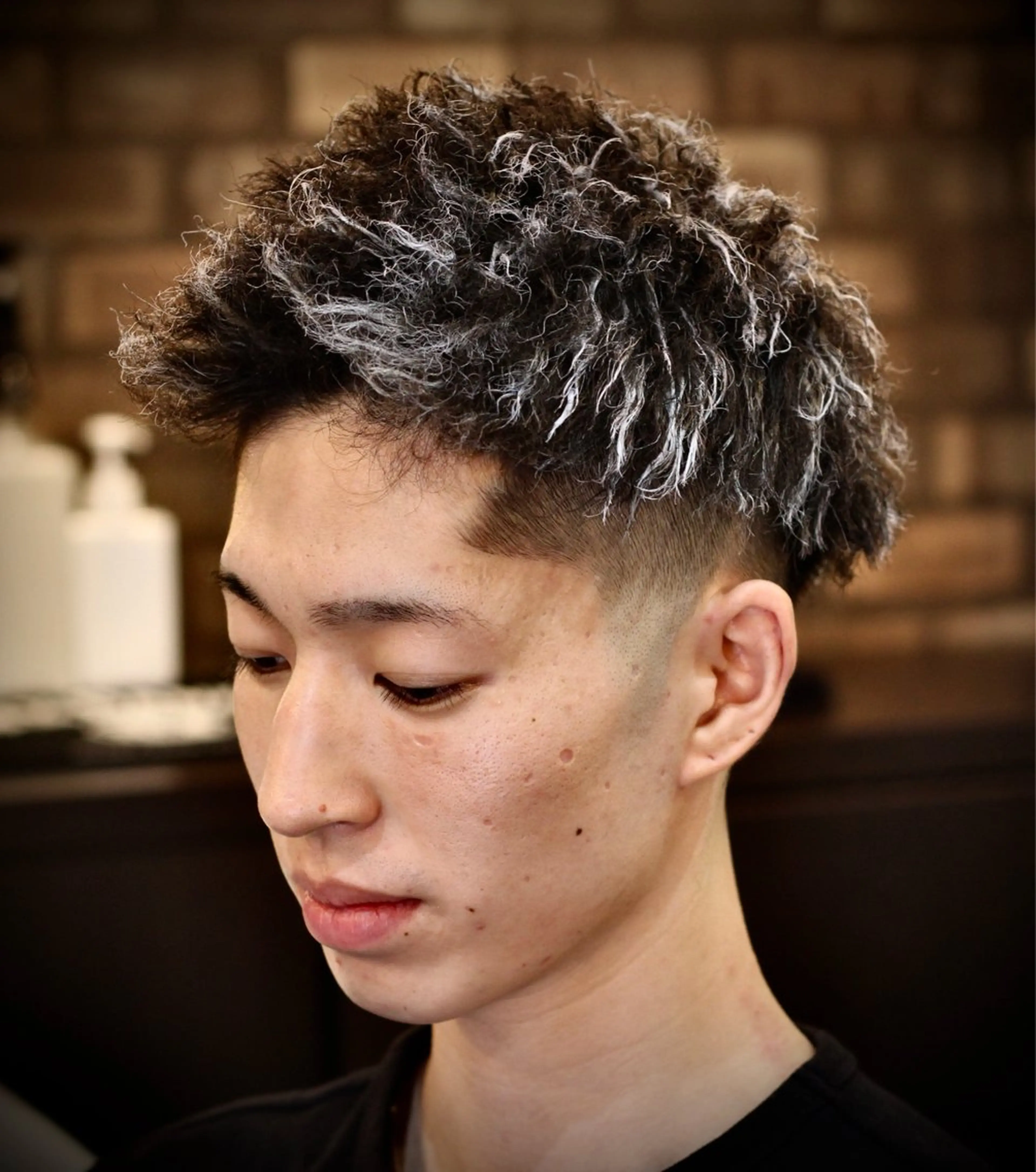 パーマ(スパイラル、ツイスト、仏陀パーマなど)の写真