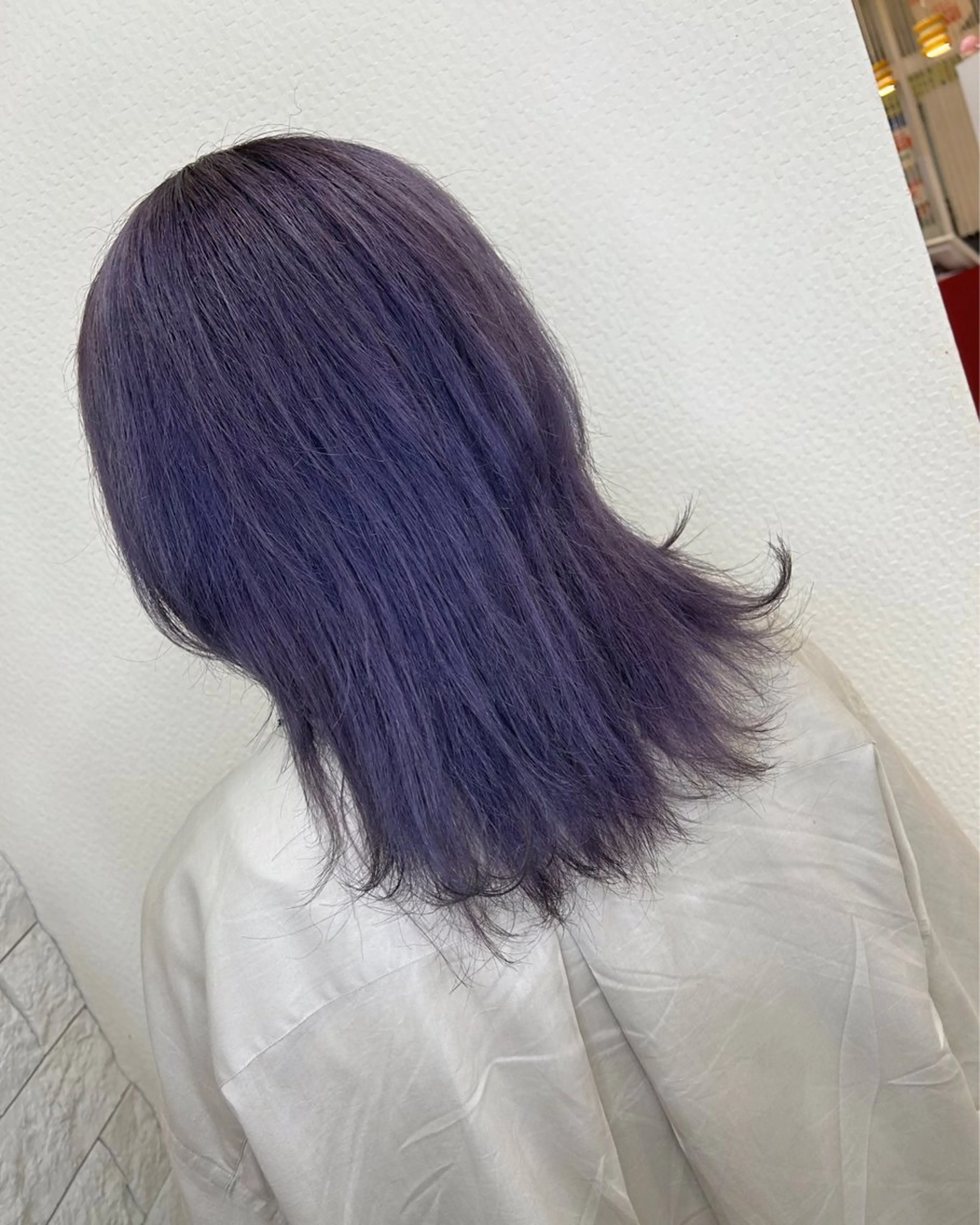 ミディアム カラー ヘアアレンジ ラベンダーカラー 今村公介 ブリーチ特化、派手髪のヘアスタイル