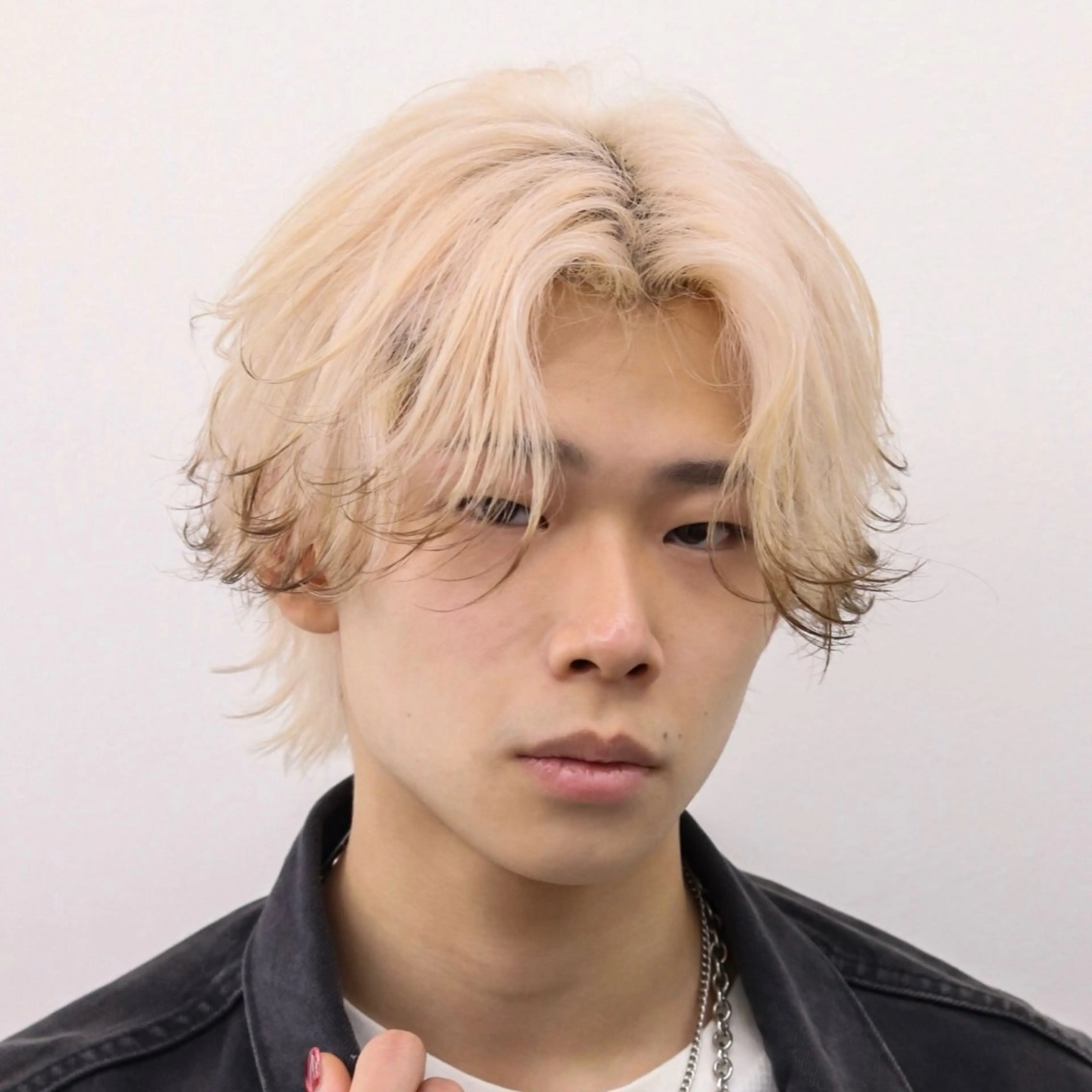 ミディアム カラー パーマ メンズ カット ヘアカラー トリートメント ハイトーン/メンズマ ッシュ/KYOHEIのヘアスタイル