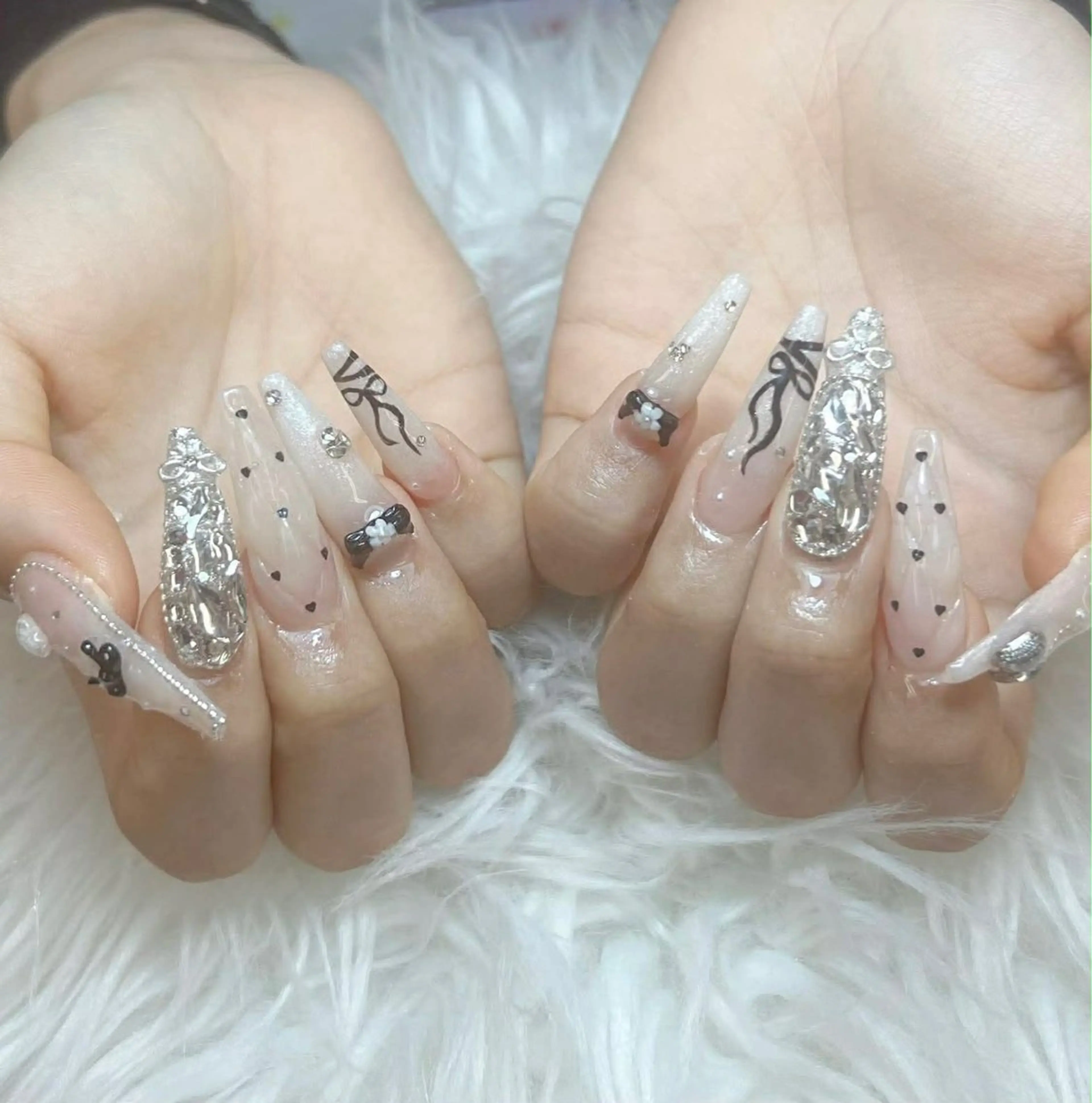 ネイル ANH NAIL ゴテゴテ専門店💎のネイルデザイン