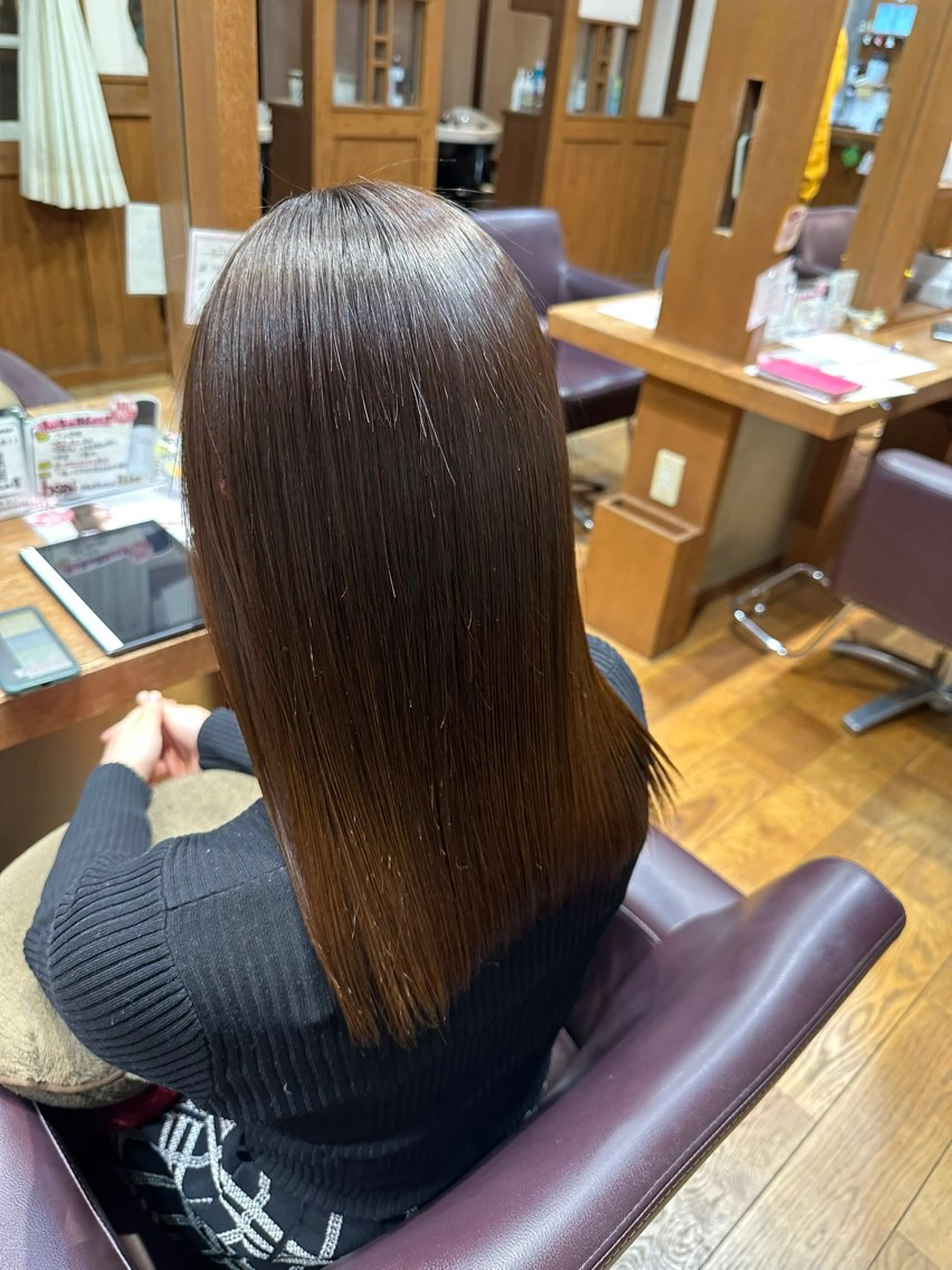 セミロング 髪質改善 縮毛矯正 酸性ストレート 吉村 周馬のヘアスタイル