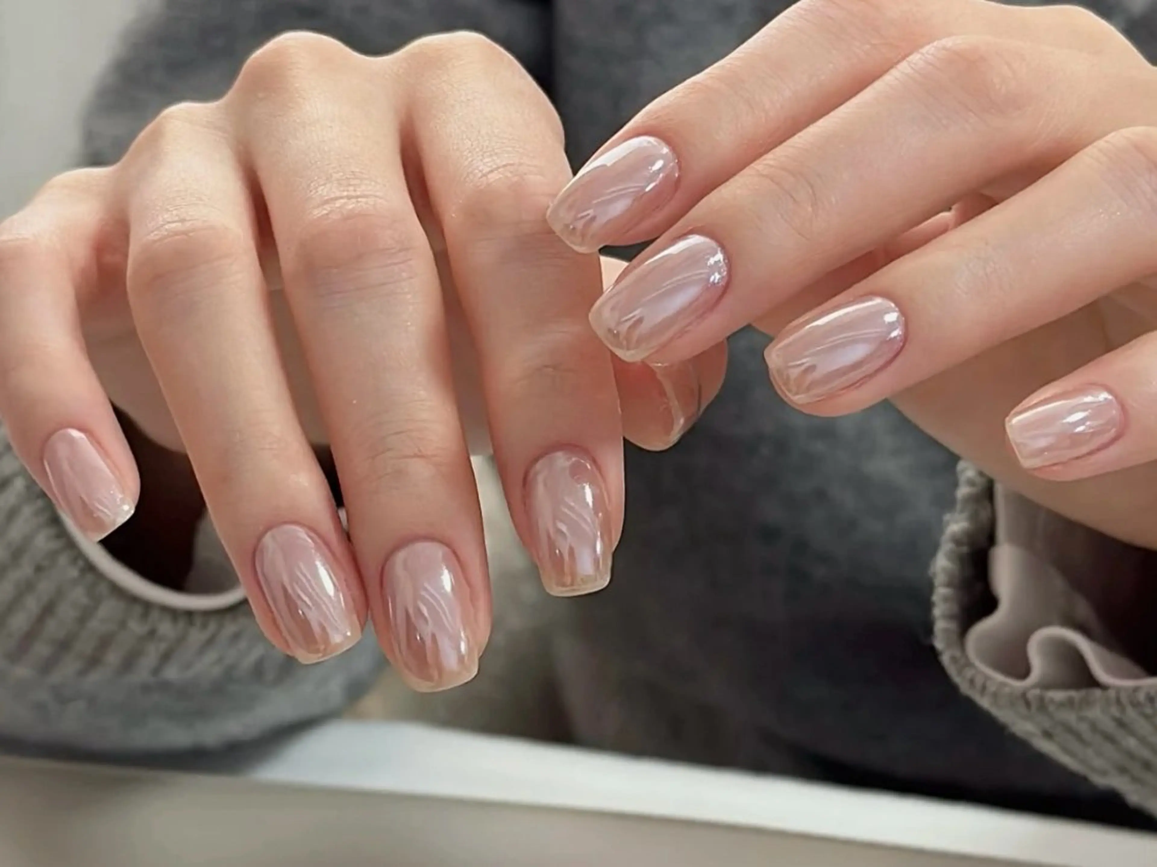 ネイル オーロラネイル 長さ出し フレンチネイル ジェルネイル ガラスフレンチ ハンドネイル Rela・S NAILのネイルデザイン