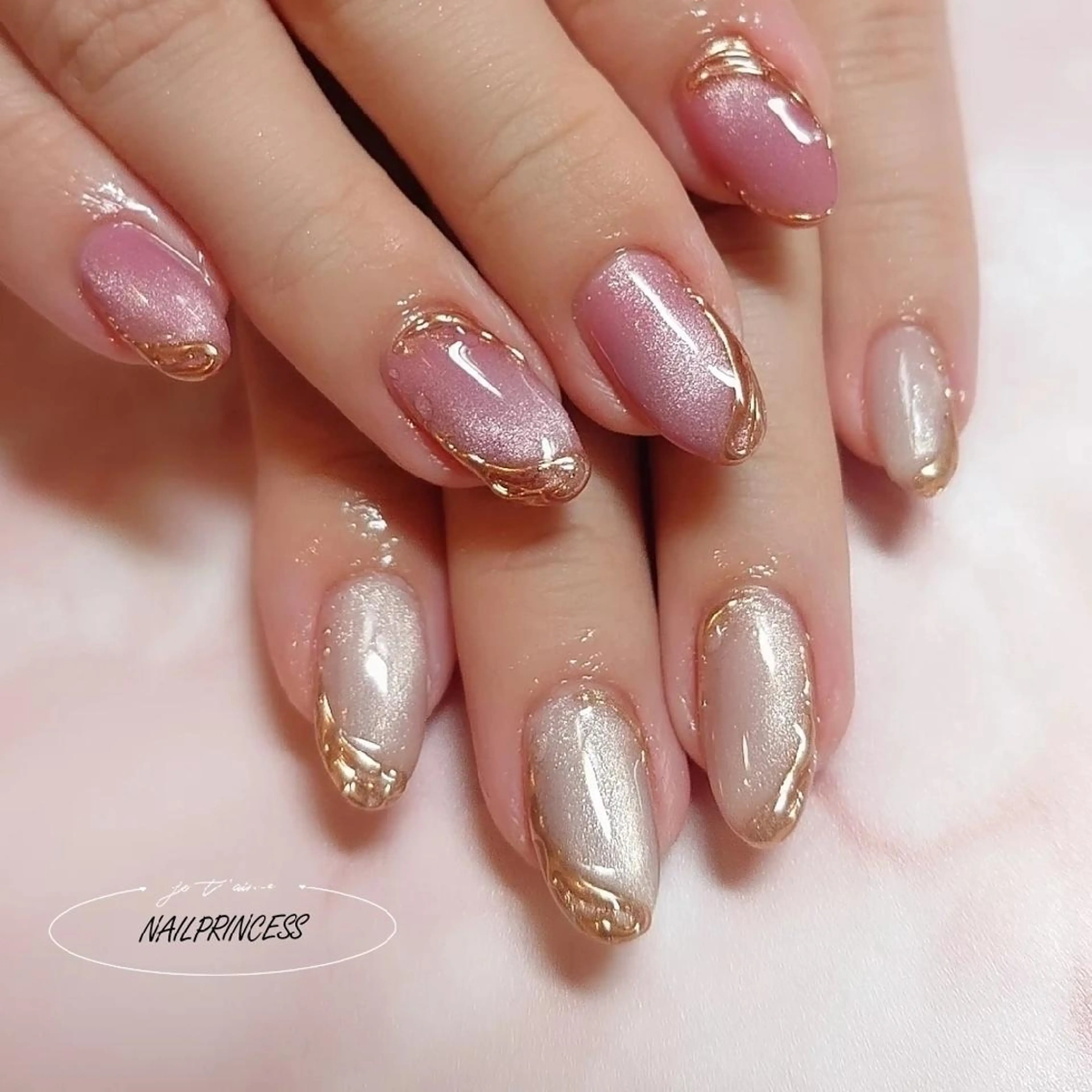 ネイル オーロラネイル ジェルネイル マグネットネイル シンプルネイル ブライダルネイル NailPrincess所属・princess スカルプ専門店のネイルデザイン