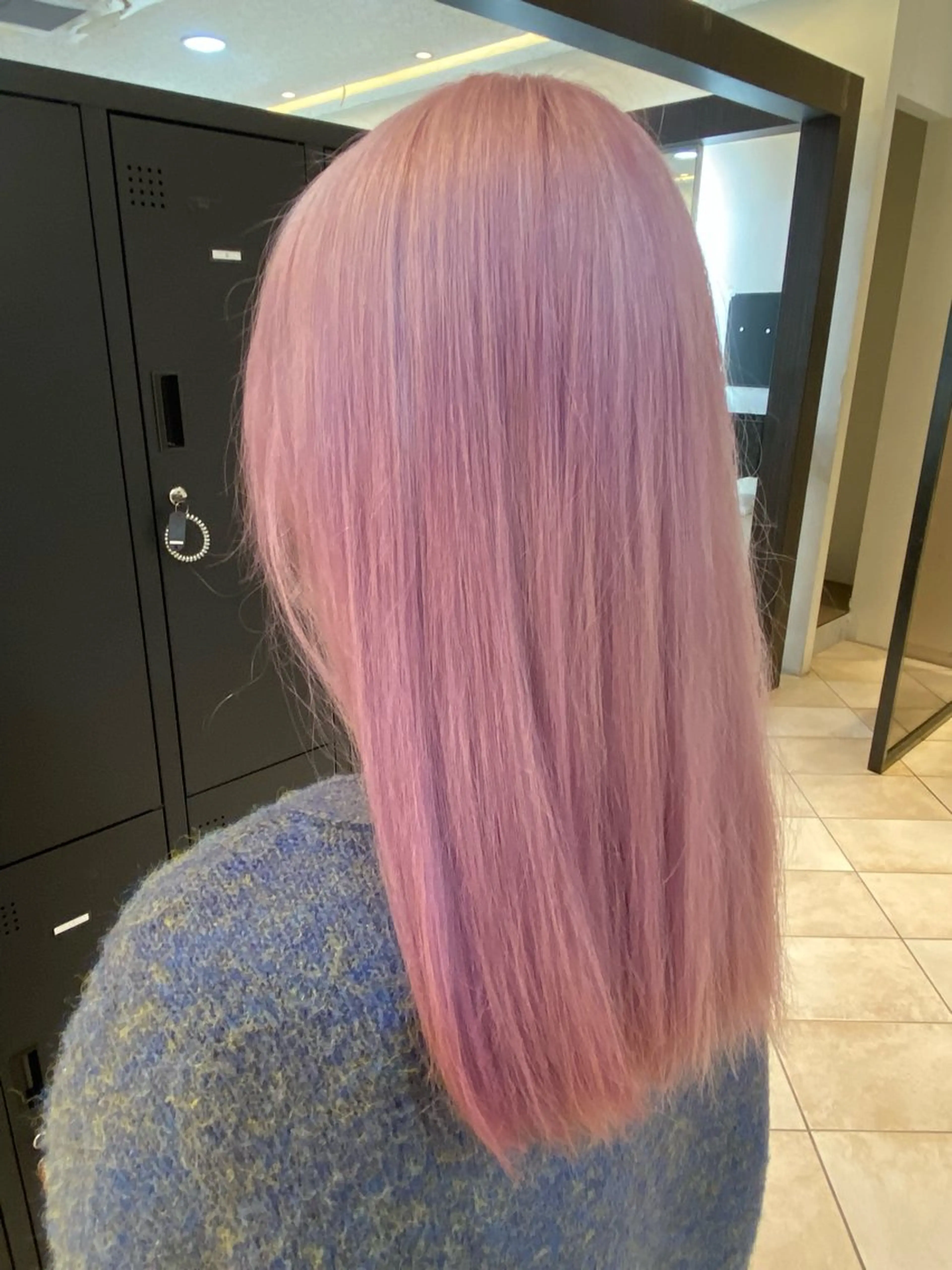 カラー seina🩰 ブリーチ/ヘアセットのヘアスタイル