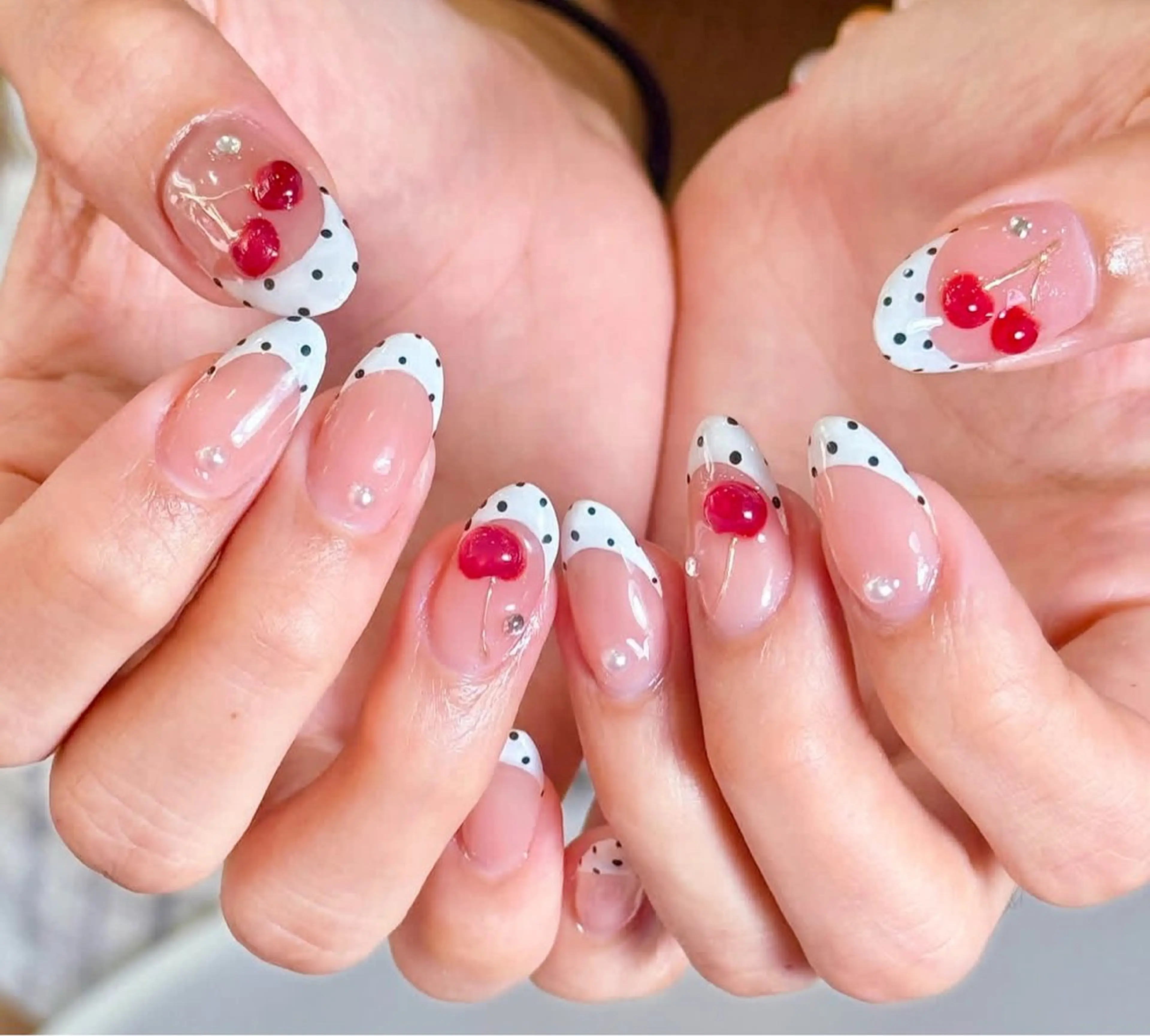 ネイル アートネイル オーロラネイル チークネイル フレンチネイル ガラスフレンチ ハンドネイル 🎀🎀YooLi Nail Salonのネイルデザイン