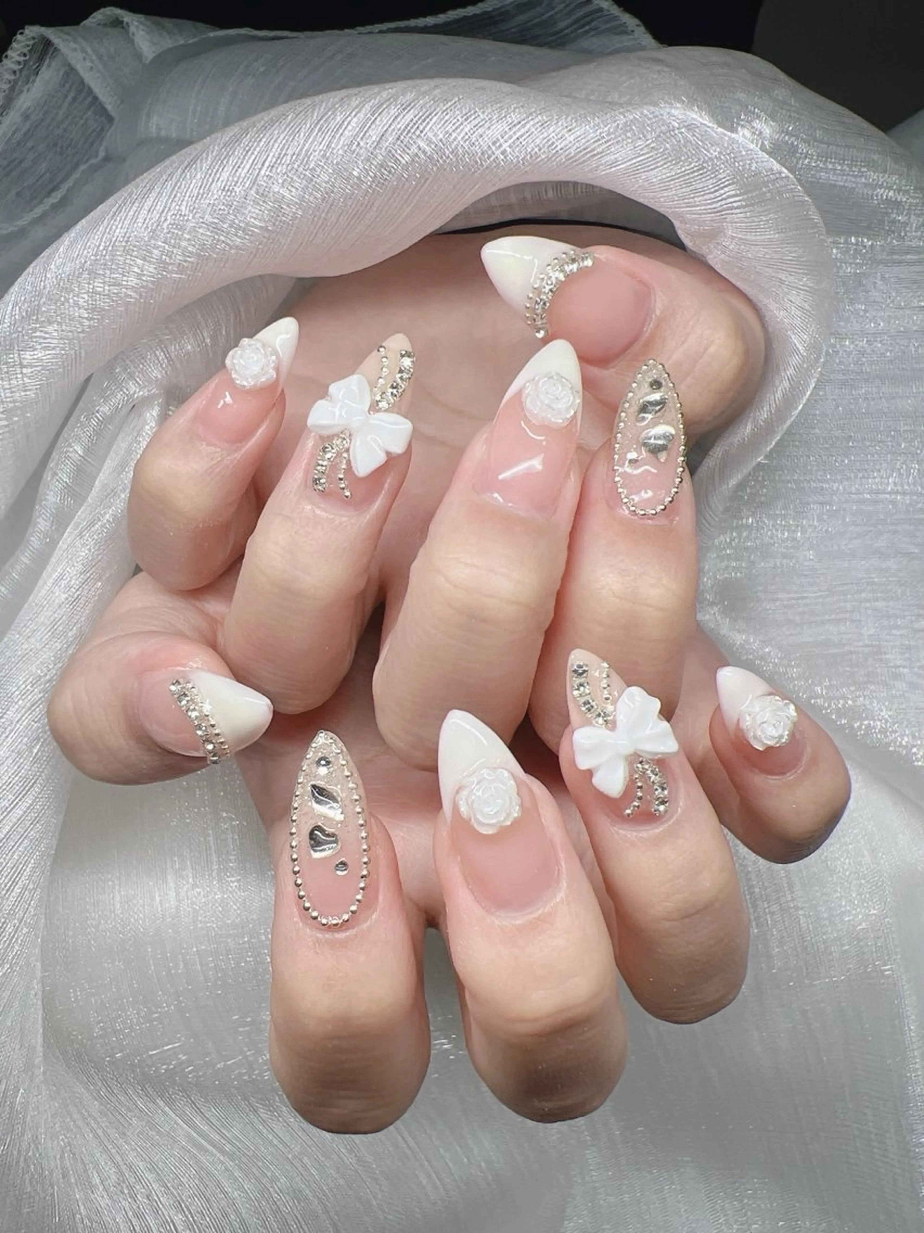 ネイル 長さ出し グラデーション キラキラネイル マグネットネイル ニュアンスネイル ハンドネイル Lee Nails チップ長さだし専門店のネイルデザイン