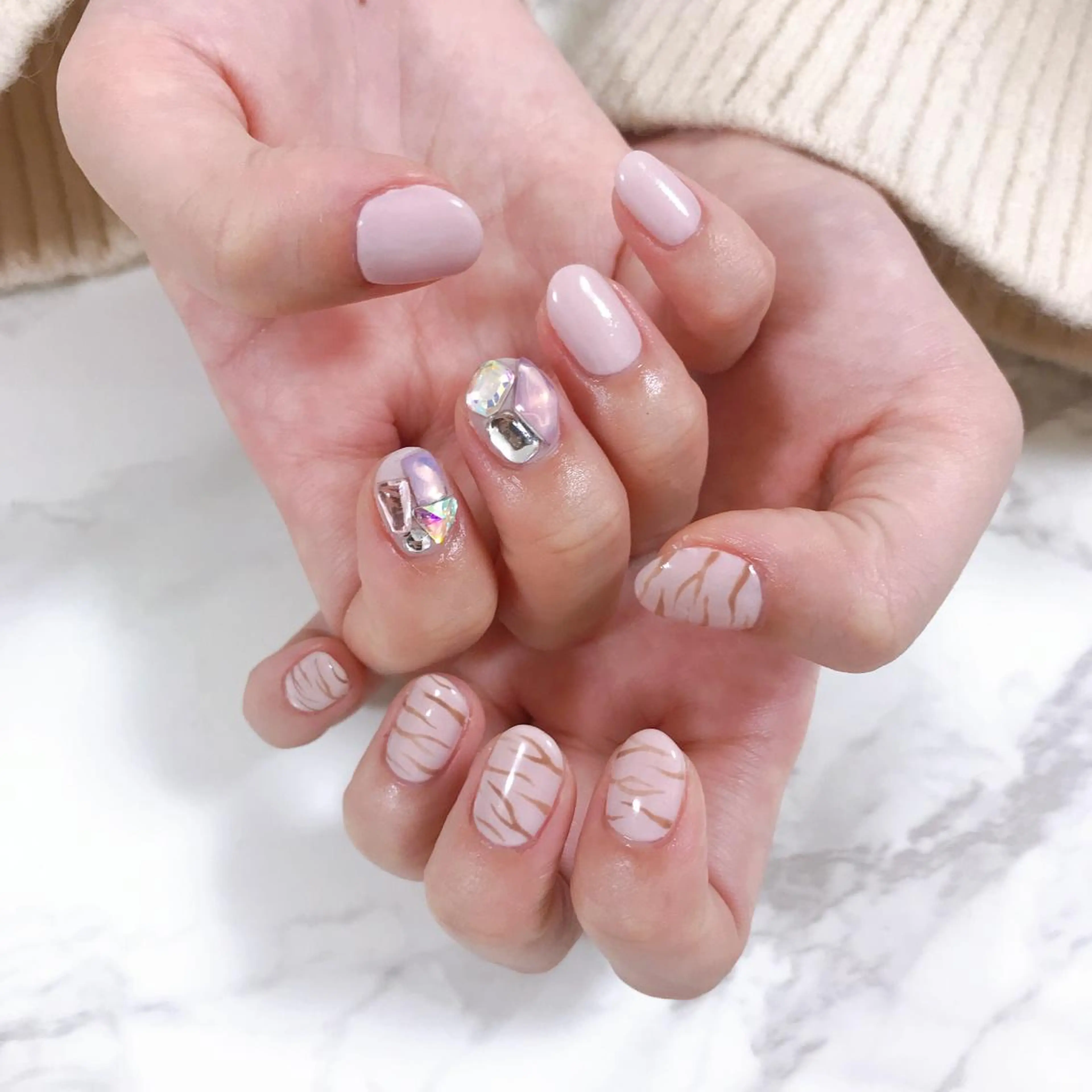 ネイル ハンドネイル SOL NAILのネイルデザイン