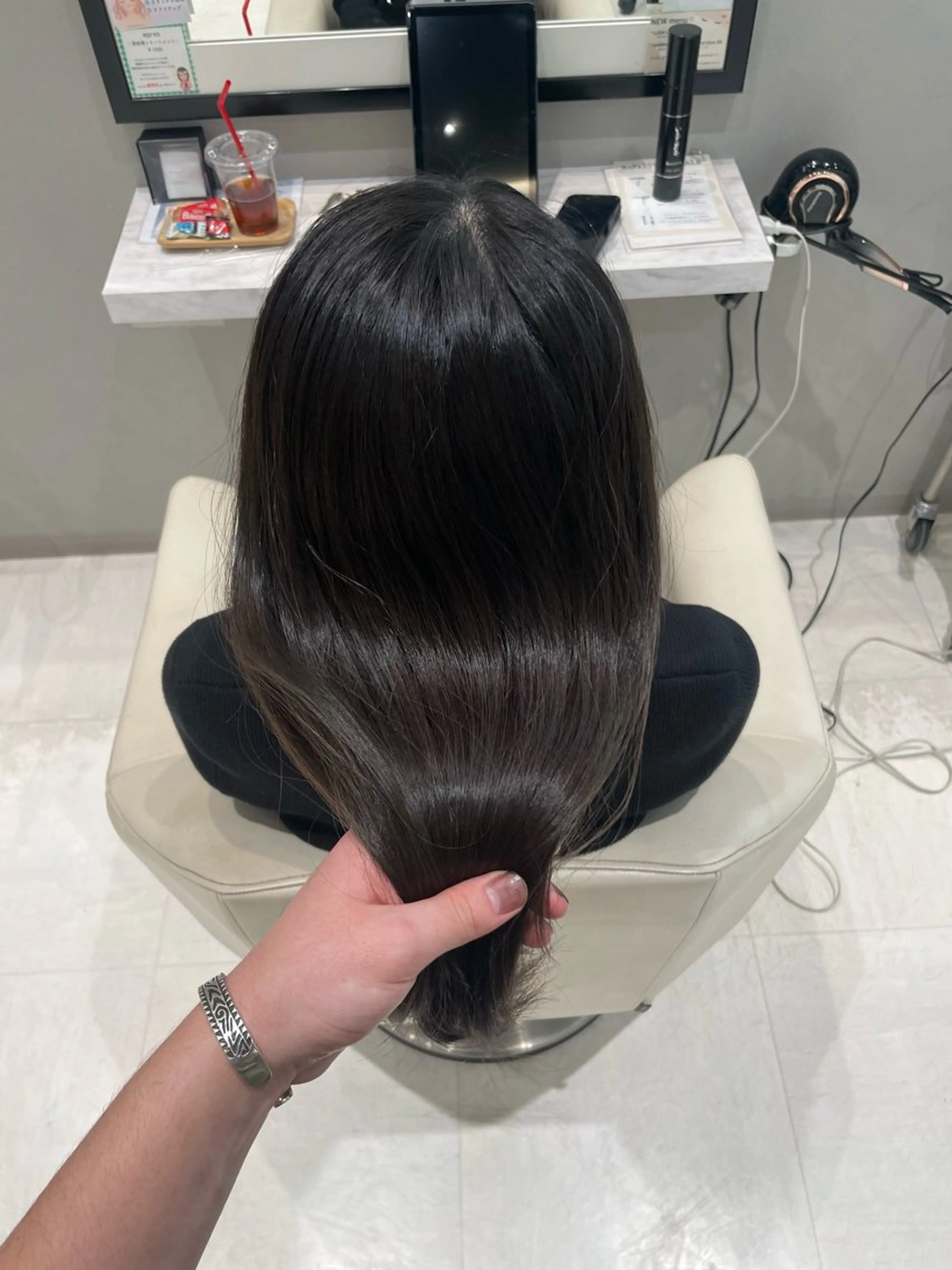 ロング カラー カット ヘアカラー トリートメント k-twoたき✨艶感 カラー/美髪矯正のヘアスタイル