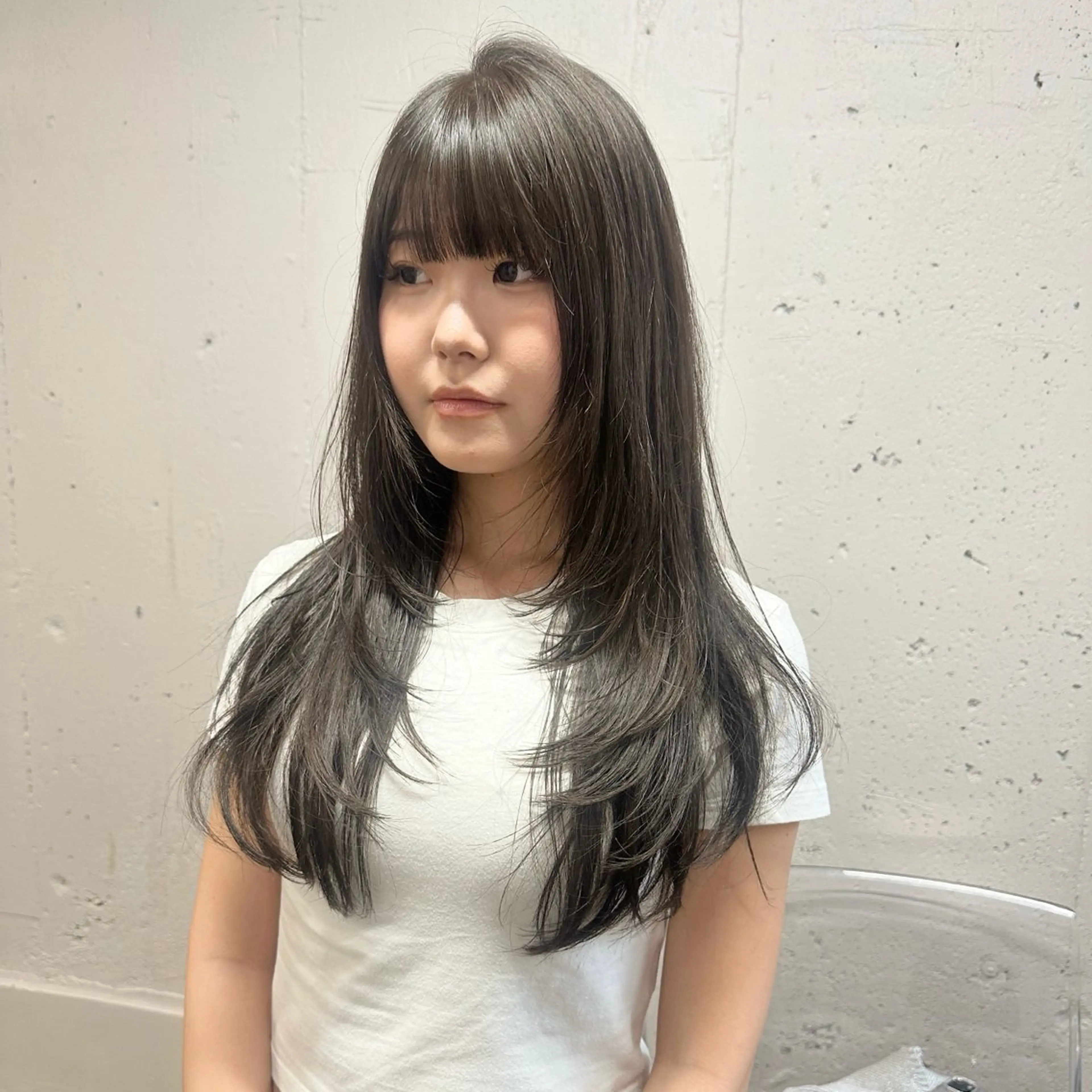 ロング ハッシュカット🎀 レイヤーカットのヘアスタイル