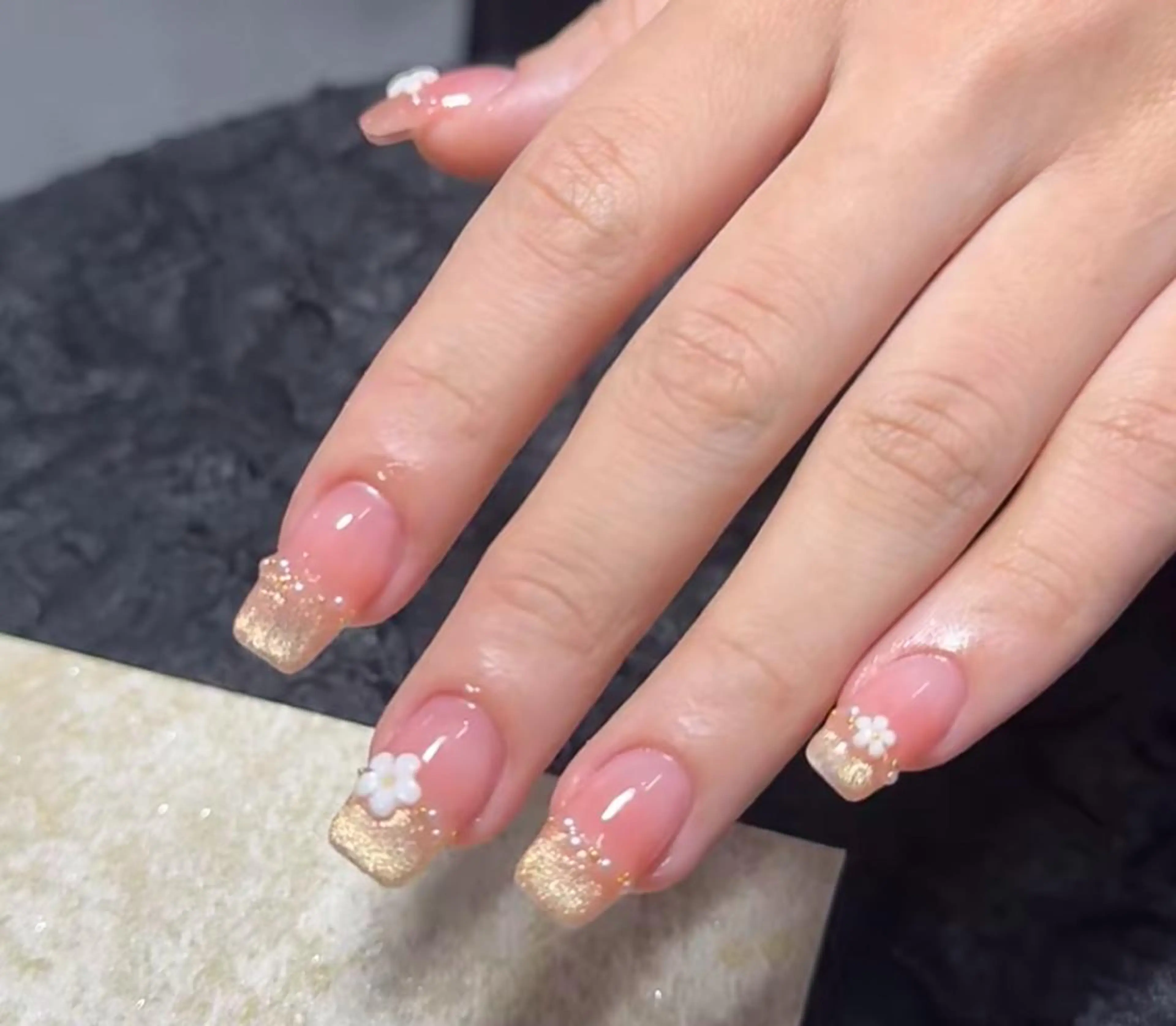 ネイル ハンドネイル エリ🫧 nail池袋東口のネイルデザイン