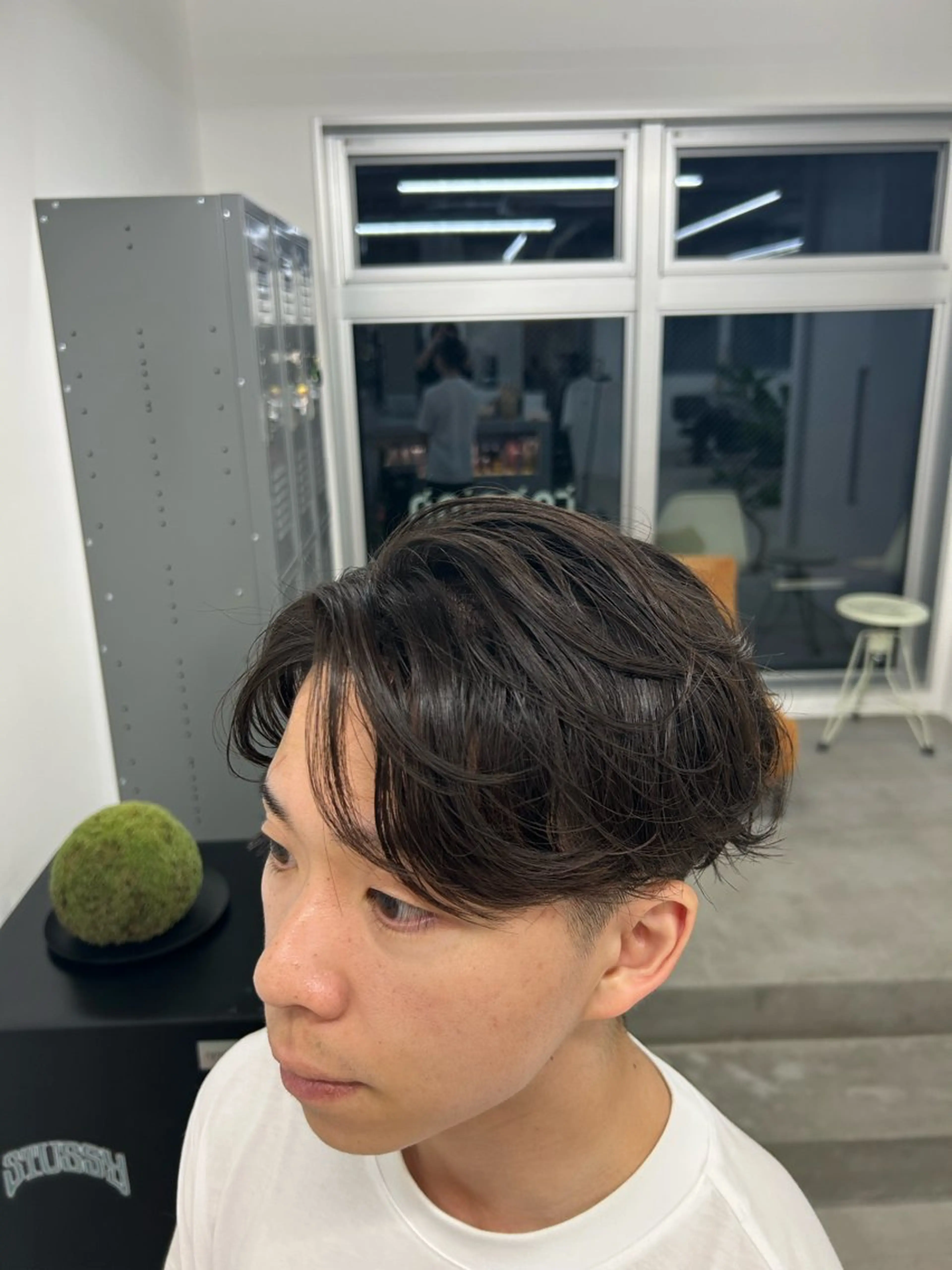 ショート メンズ メンズパーマ なりたひろと / フェザーパーマのヘアスタイル