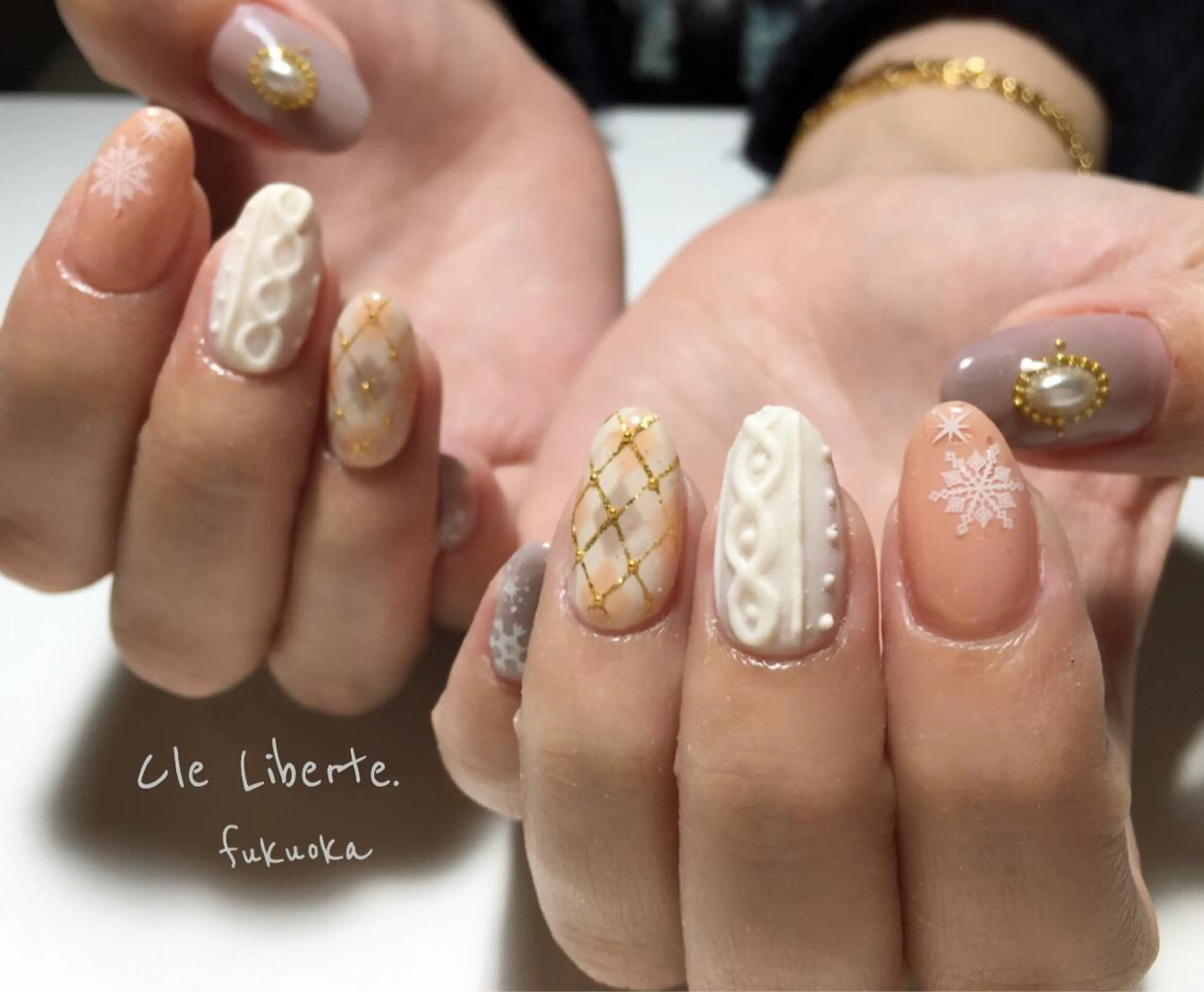 ネイル Elio 国泰寺のネイルデザイン