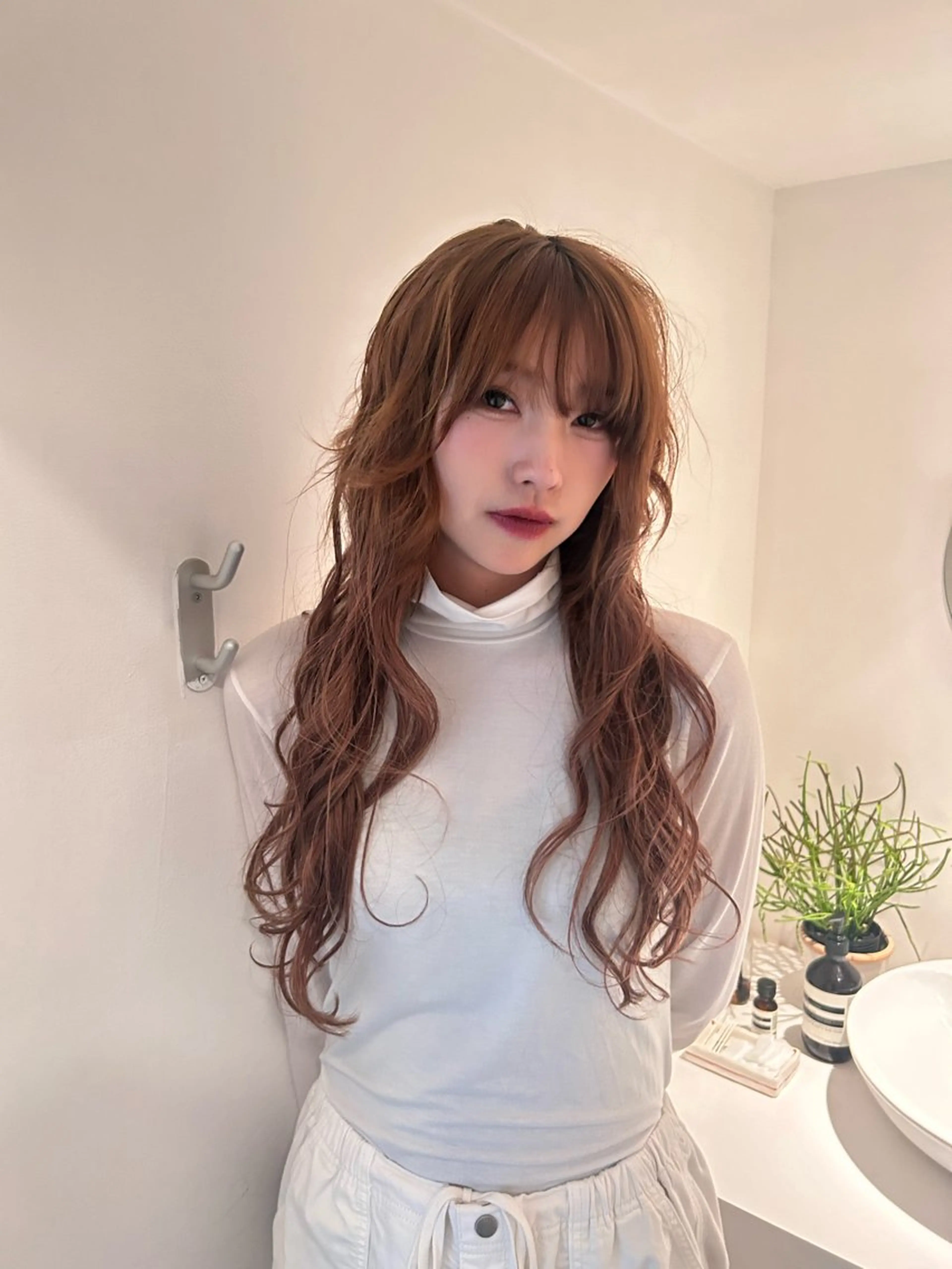 カラー かがやしづ ⭐️ハイトーンのヘアスタイル