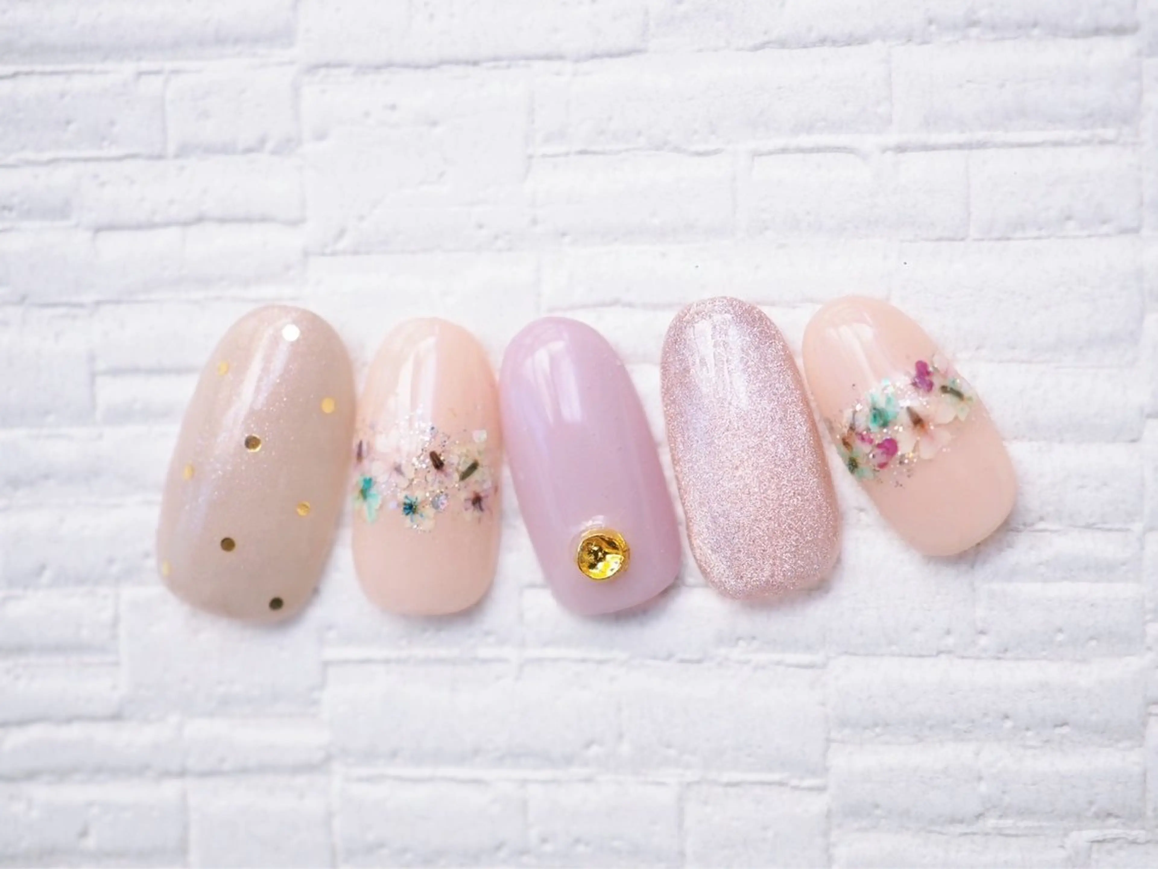 ネイル ハンドネイル トップネイリスト Ribbon立川店のネイルデザイン