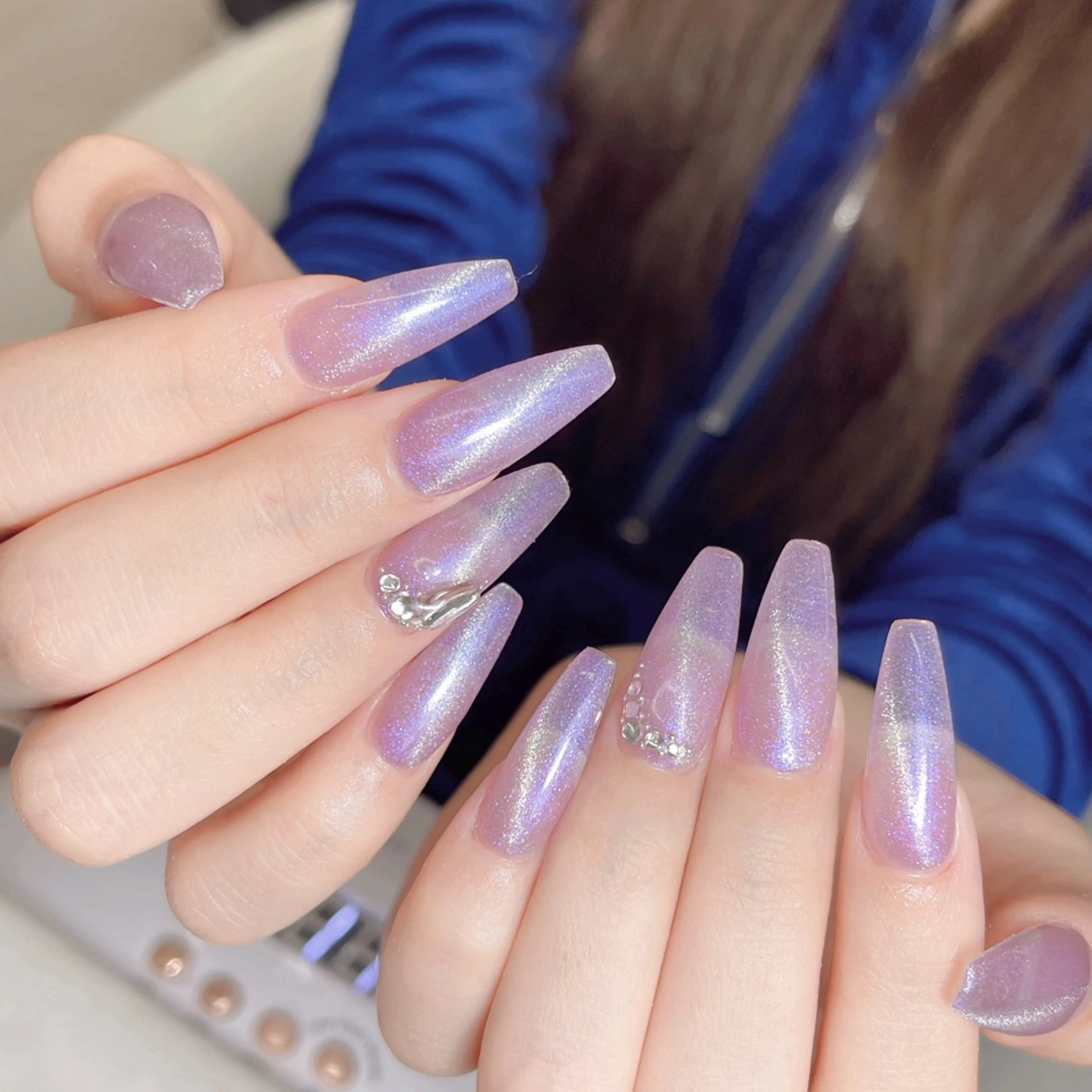 ネイル ハンドネイル Queens ciciのネイルデザイン