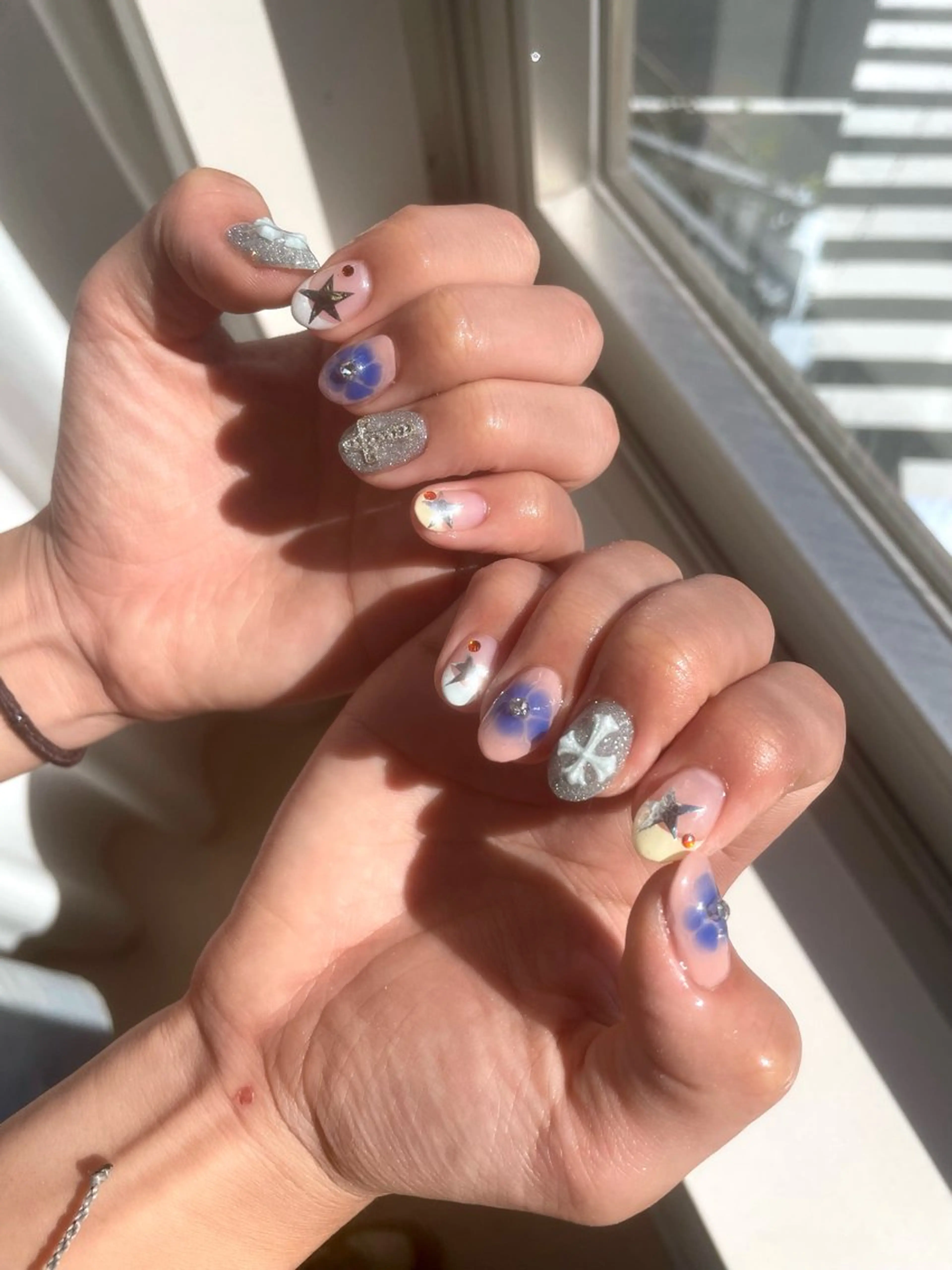 ネイル Lovl Maayaのネイルデザイン