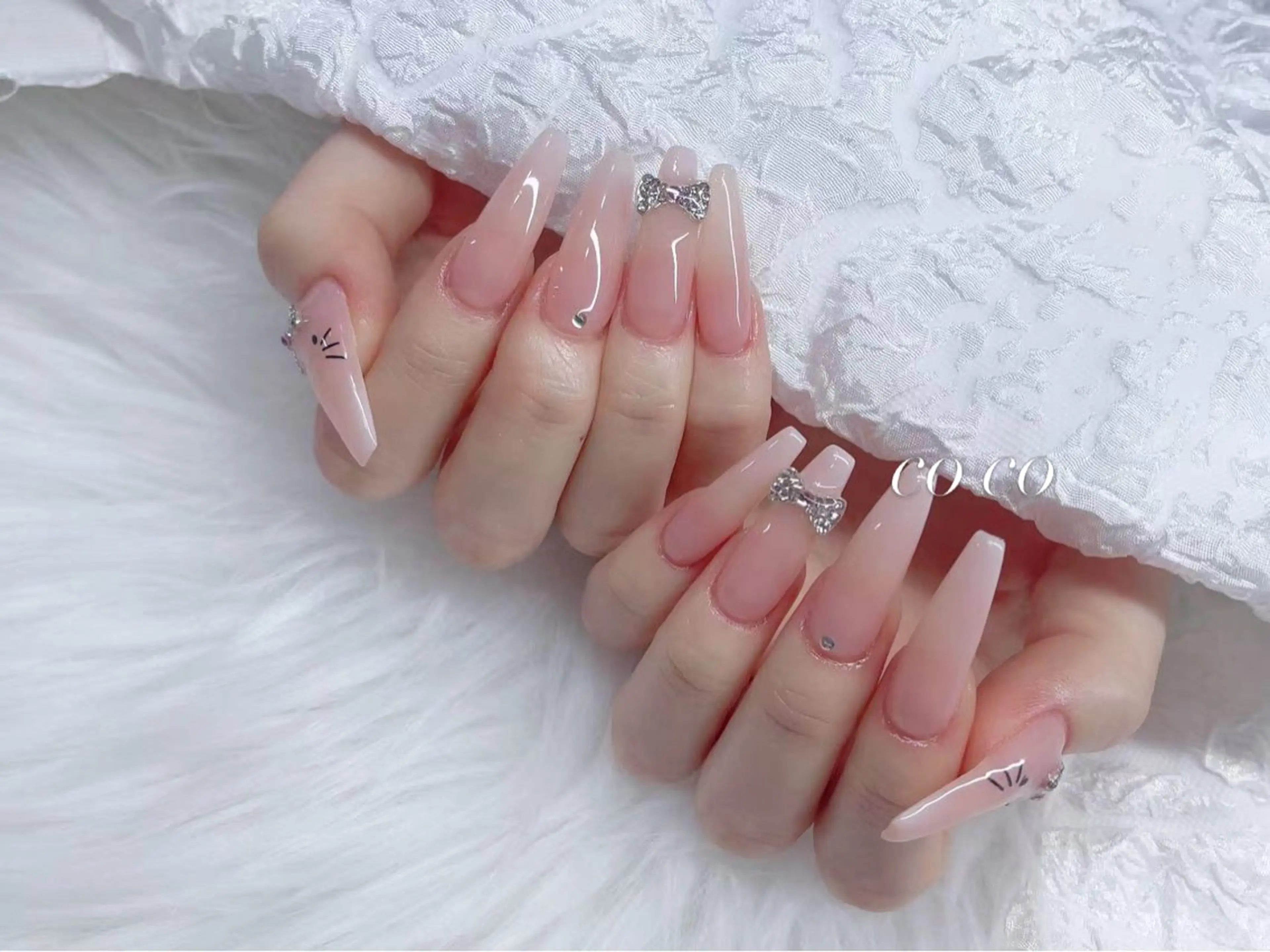 ネイル ピンク リボン シンプルネイル COCO ネイルのネイルデザイン