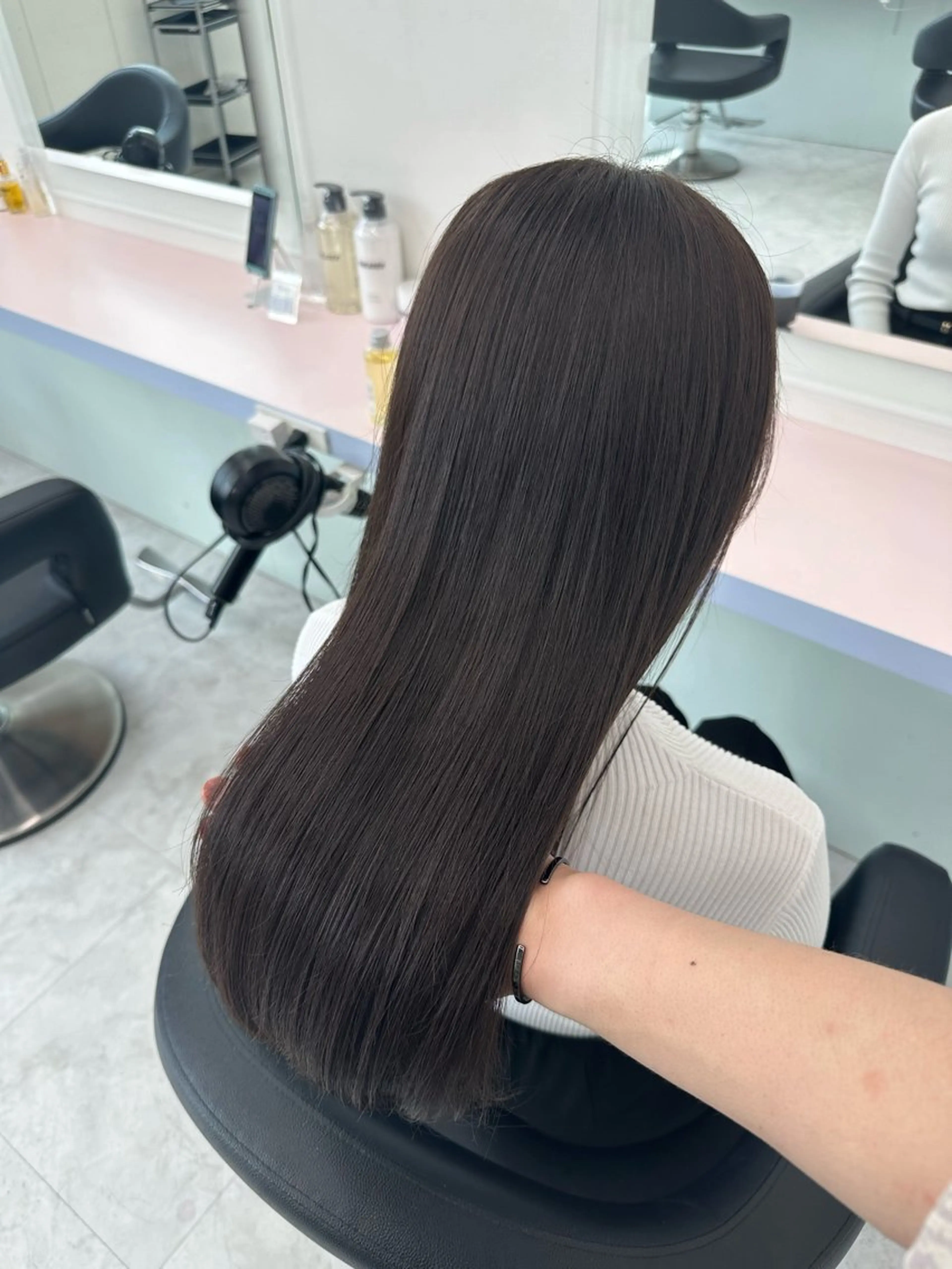 セミロング カラー カット ヘアカラー トリートメント 🫧ハイトーン🫧 ベージュ🫧徹哉のヘアスタイル