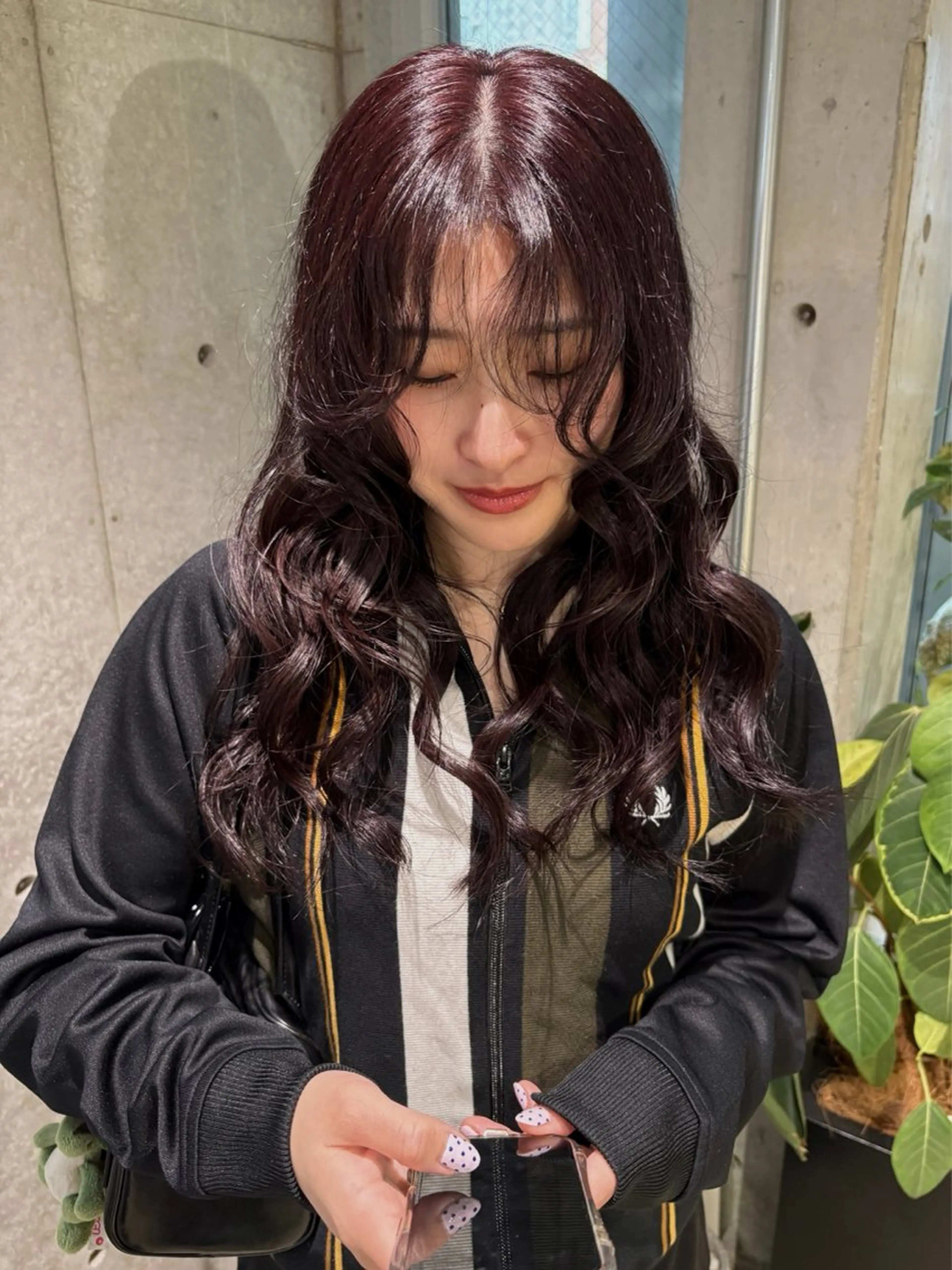 セミロング セミロングパーマ ヘアカラー siki yuikaのヘアスタイル