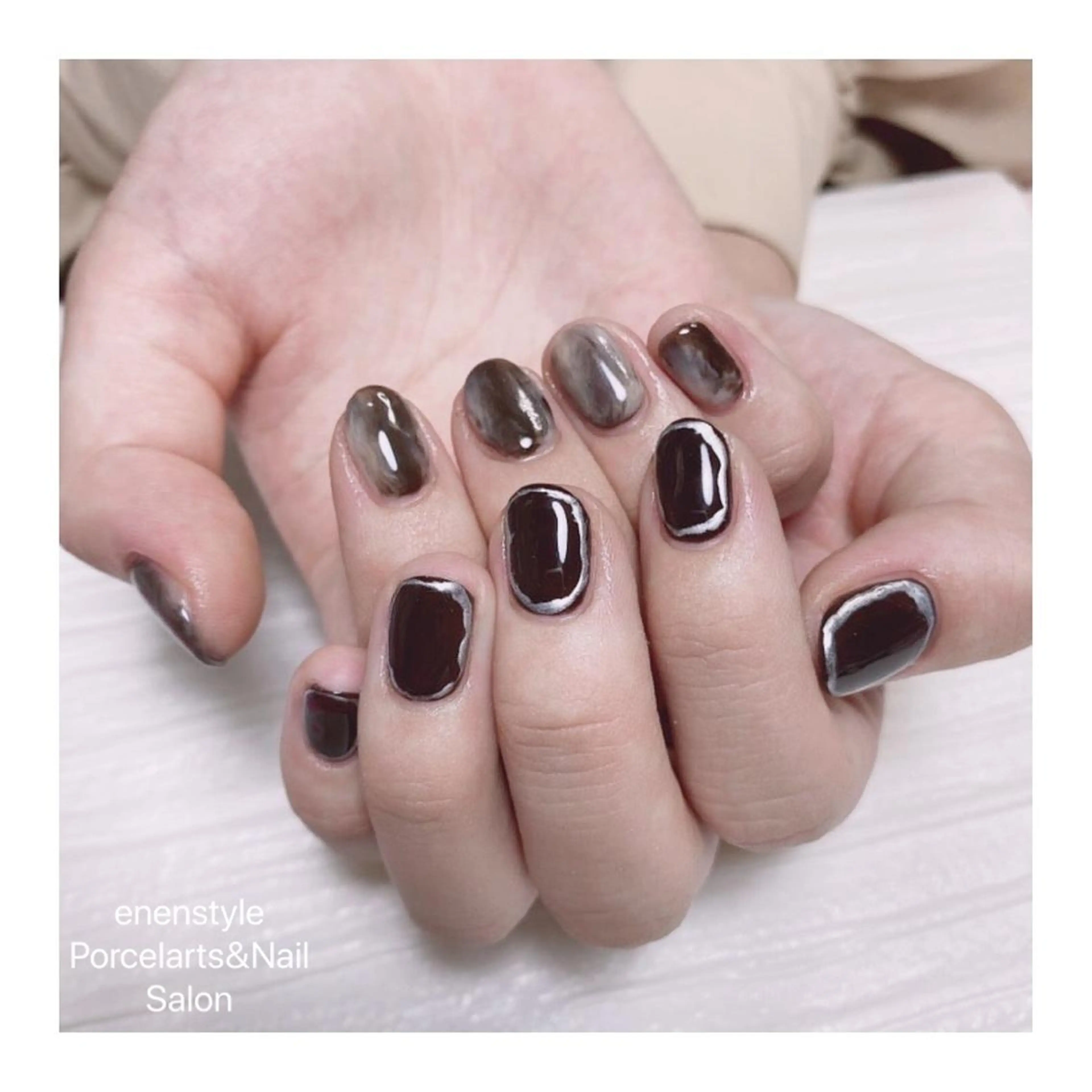 ミディアム ネイル ハンドネイル 👑enen style👑のネイルデザイン