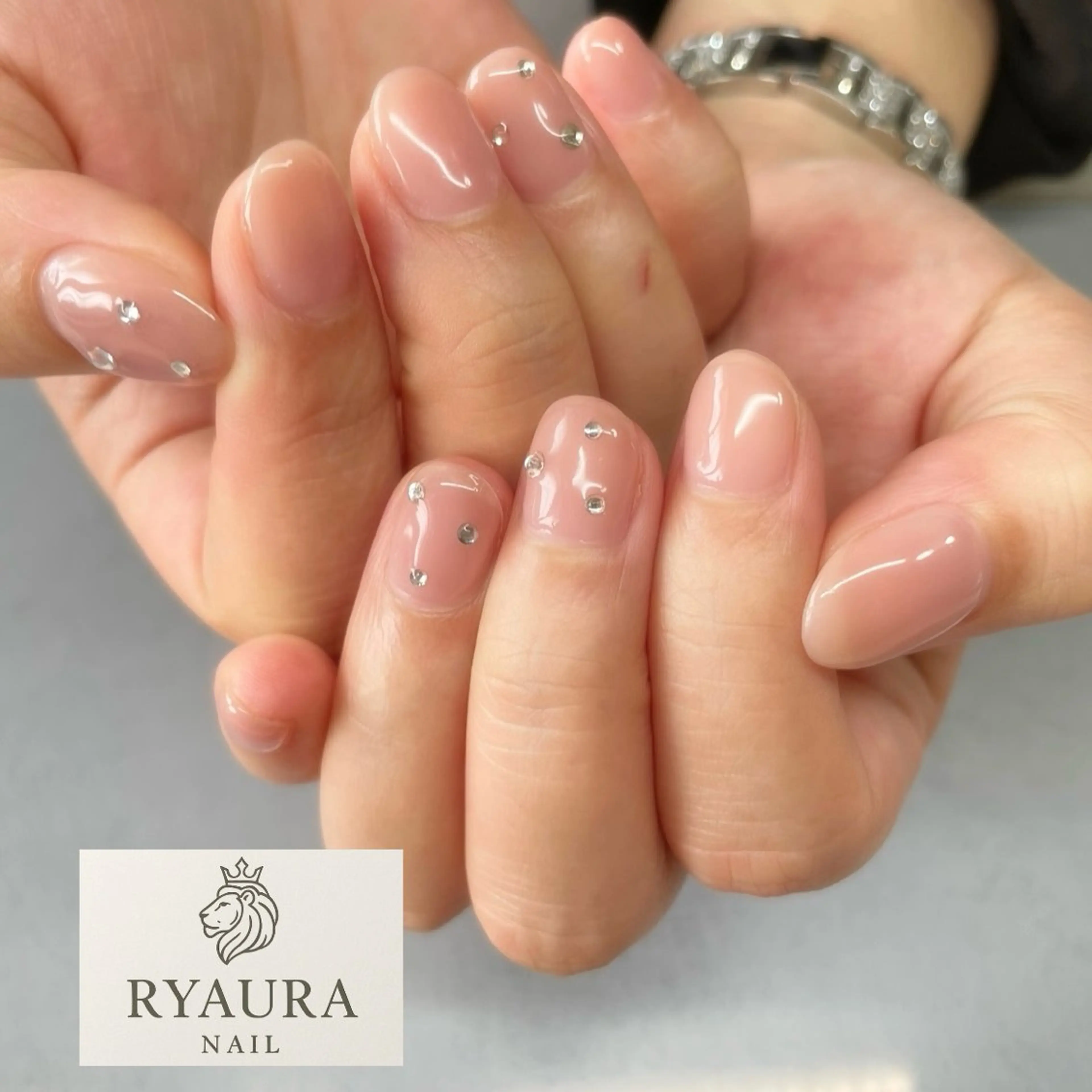 ネイル ワンカラーネイル ハンドネイル RYAURA NAILのネイルデザイン