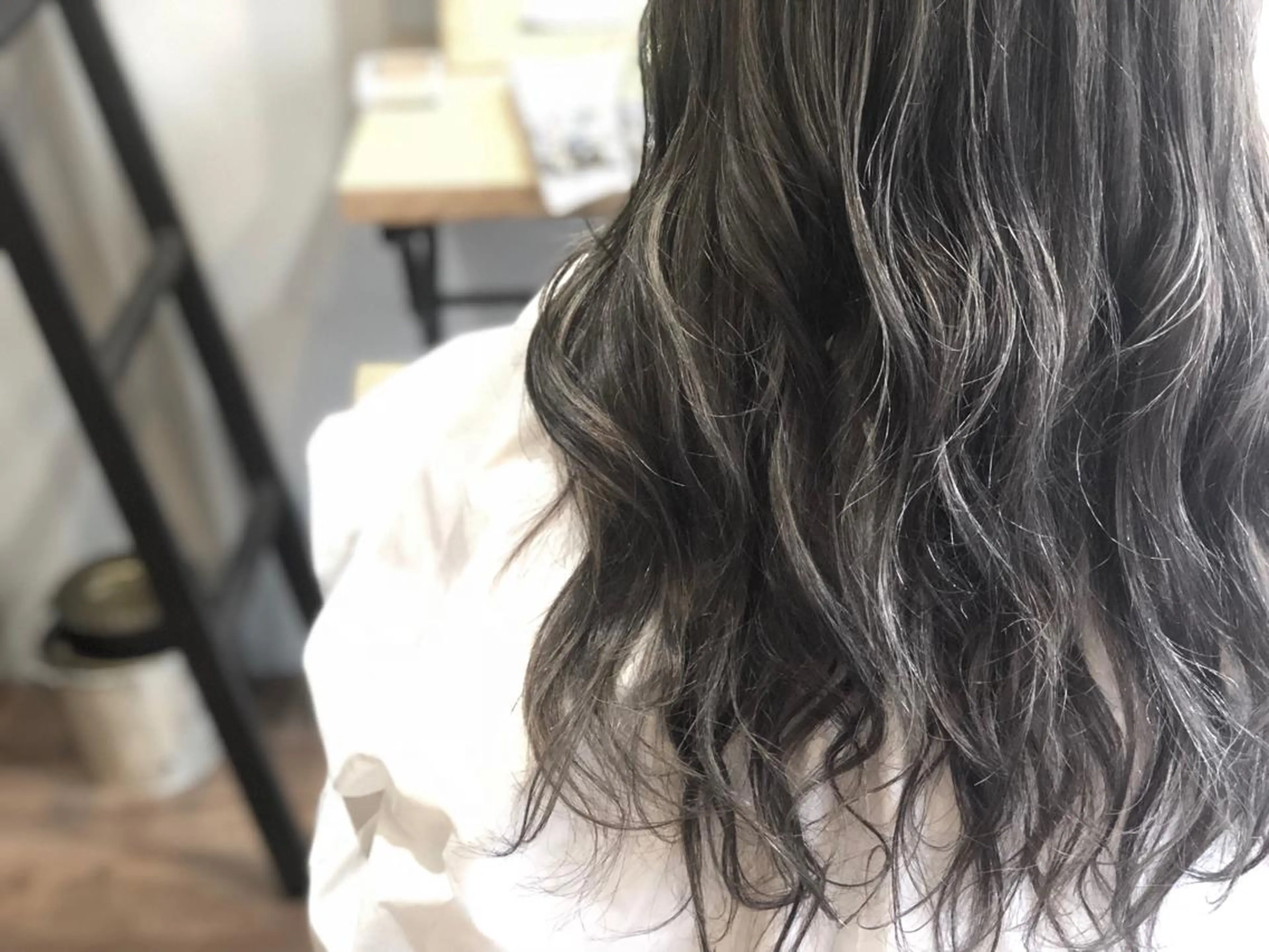ミディアム カラー ハイライトカラー ハイライト てんま さやかのヘアスタイル