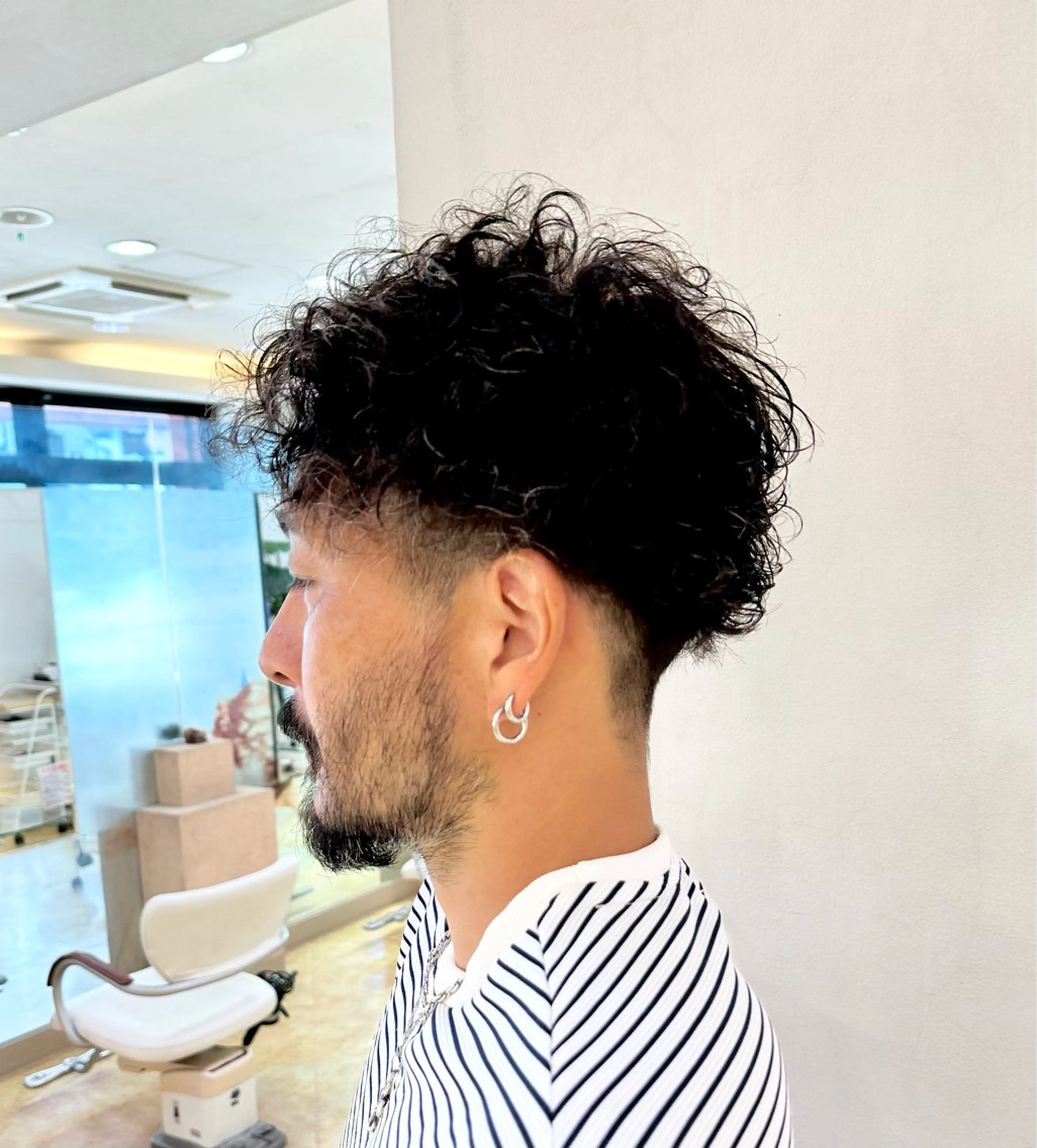 【メンズ限定】カット、パーマ、ヘッドスパ、スタイリング剤プレゼント🎁の写真