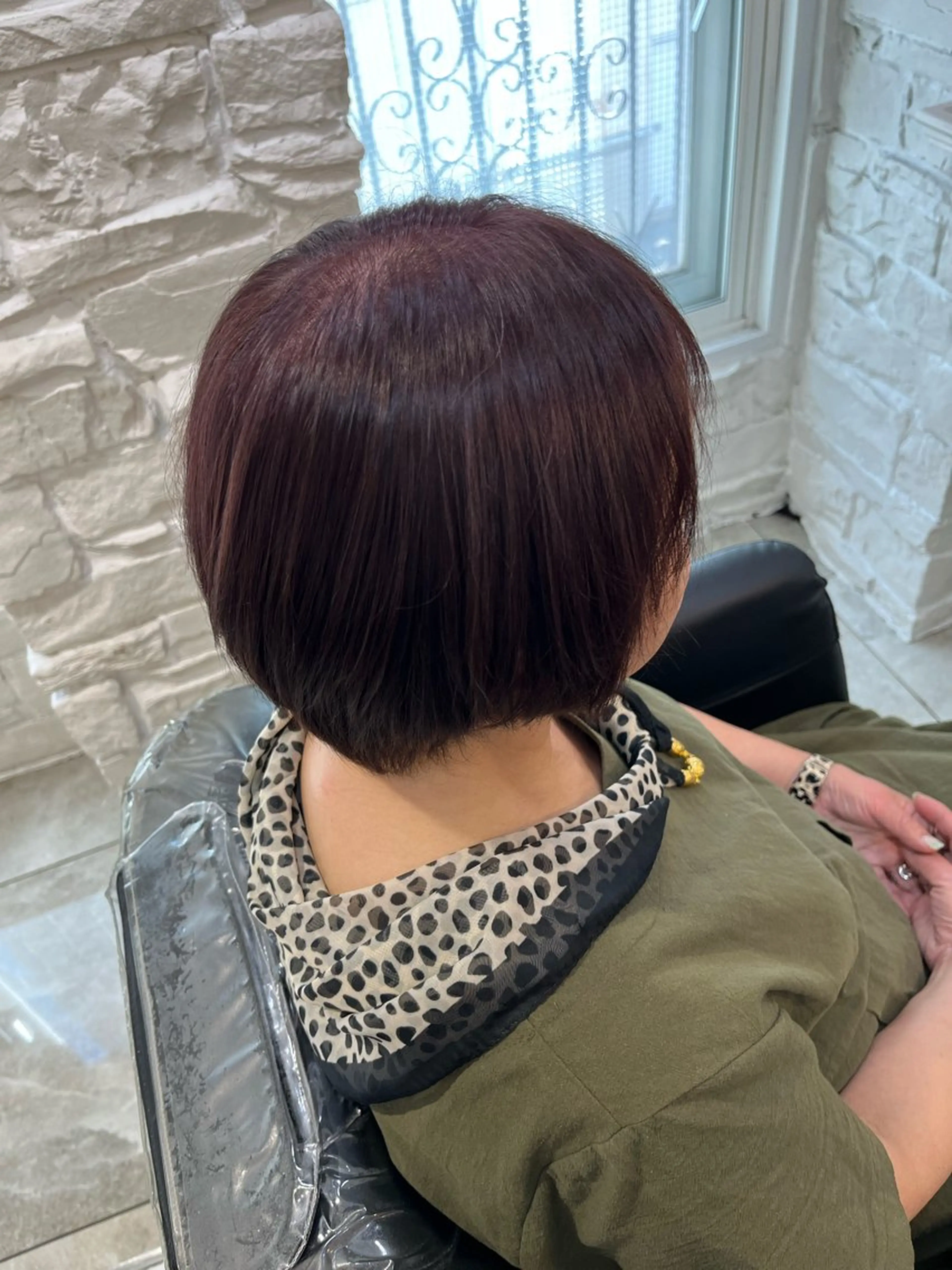 ショート カラー ピンクカラー バイオレットカラー 小本 翔太のヘアスタイル