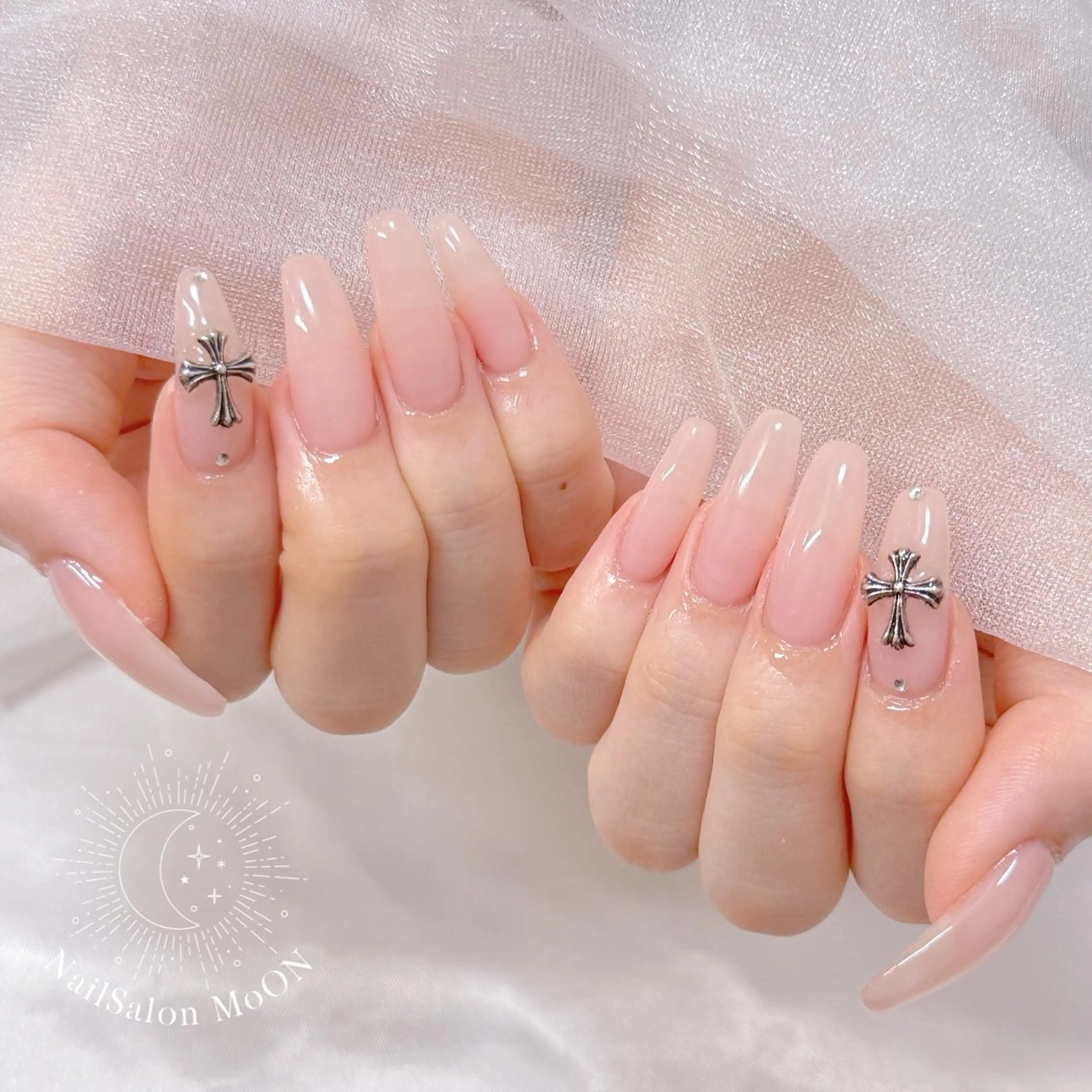ネイル ハンドネイル ハンドケア MoON...❤︎ MeGuのネイルデザイン