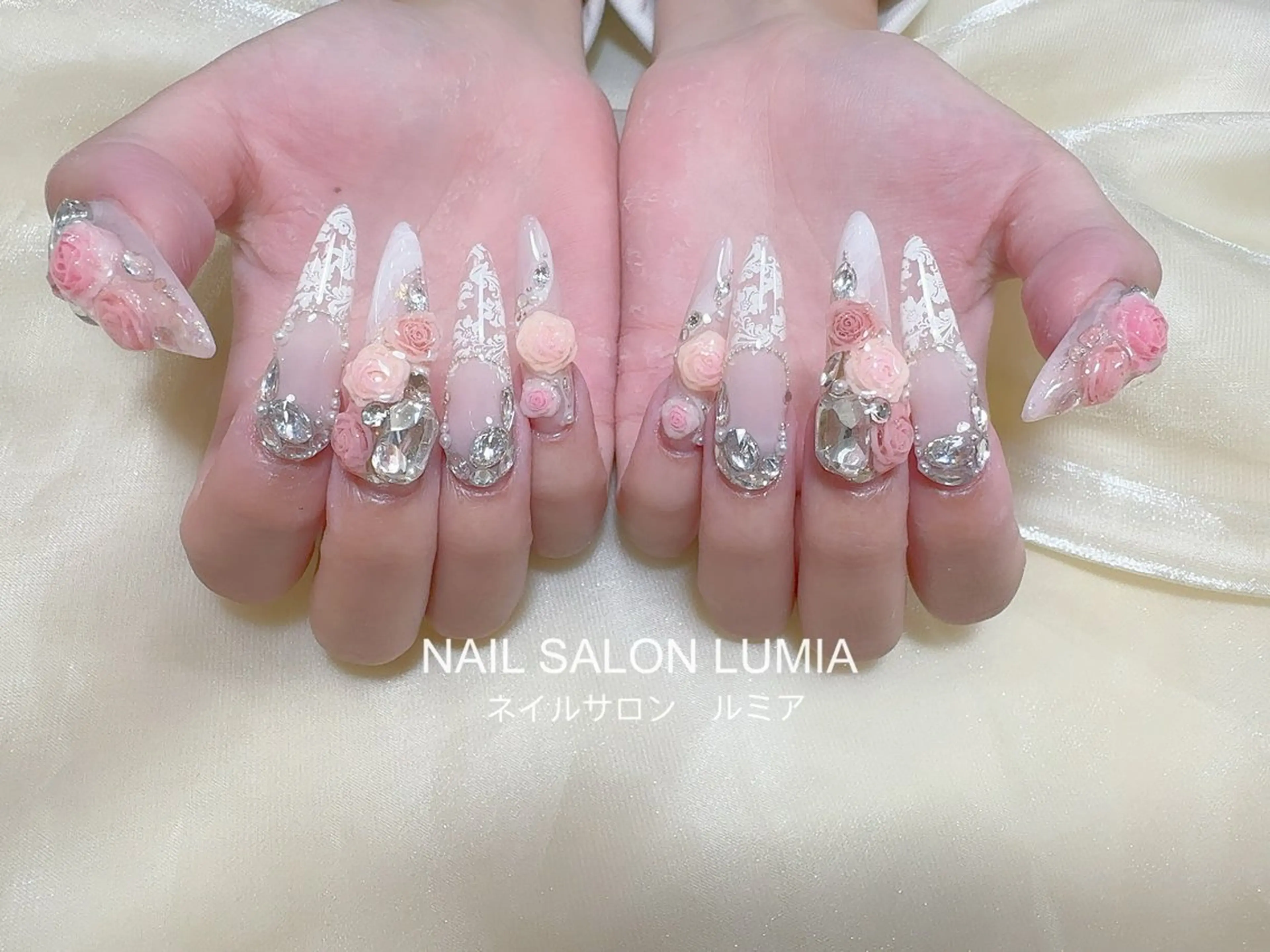 ネイル ハンドネイル ネイルサロン ルミア Lumia 店長のネイルデザイン