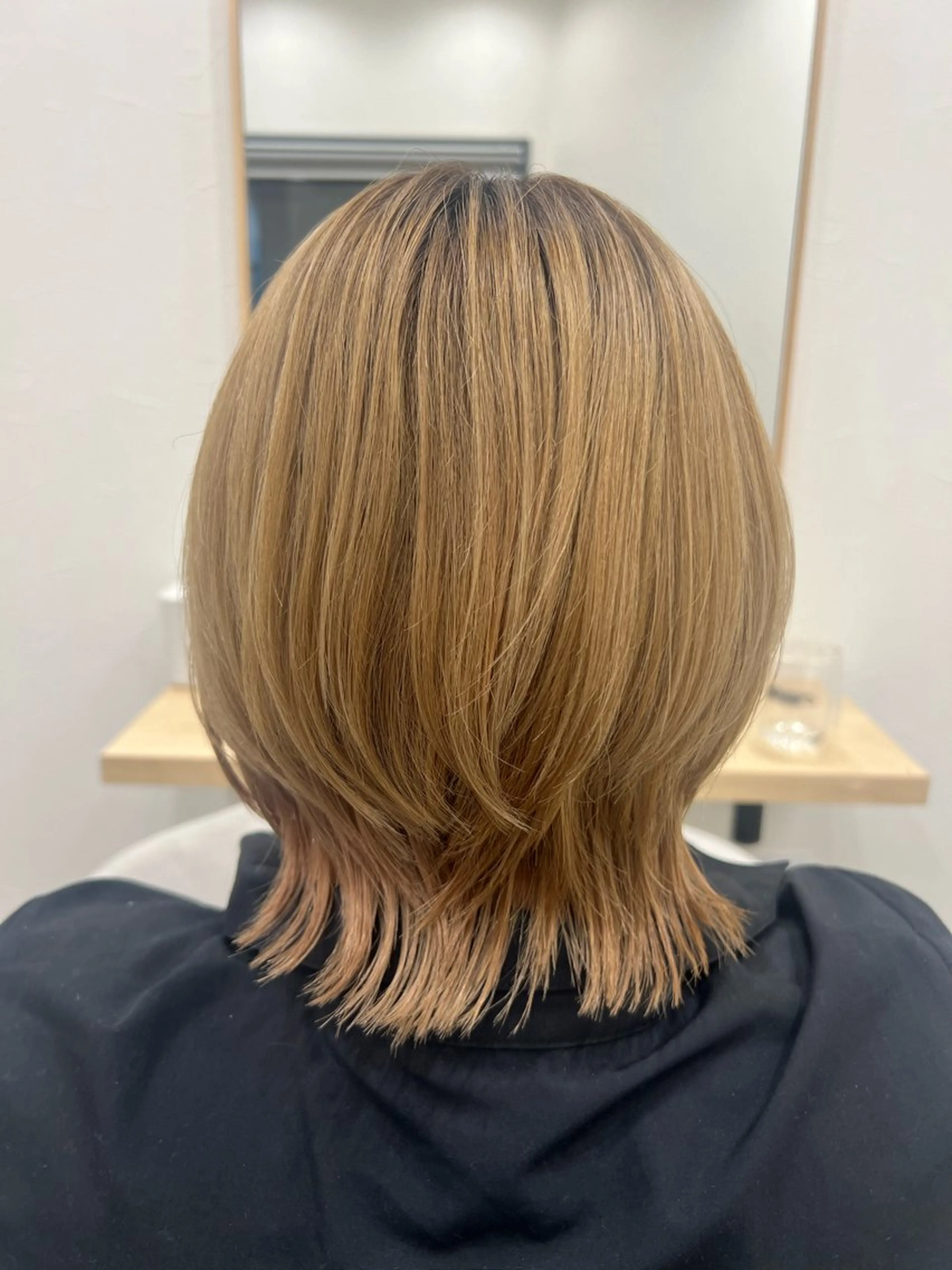 ミディアム ボブ くびれヘア 疋田 伽菜子のヘアスタイル